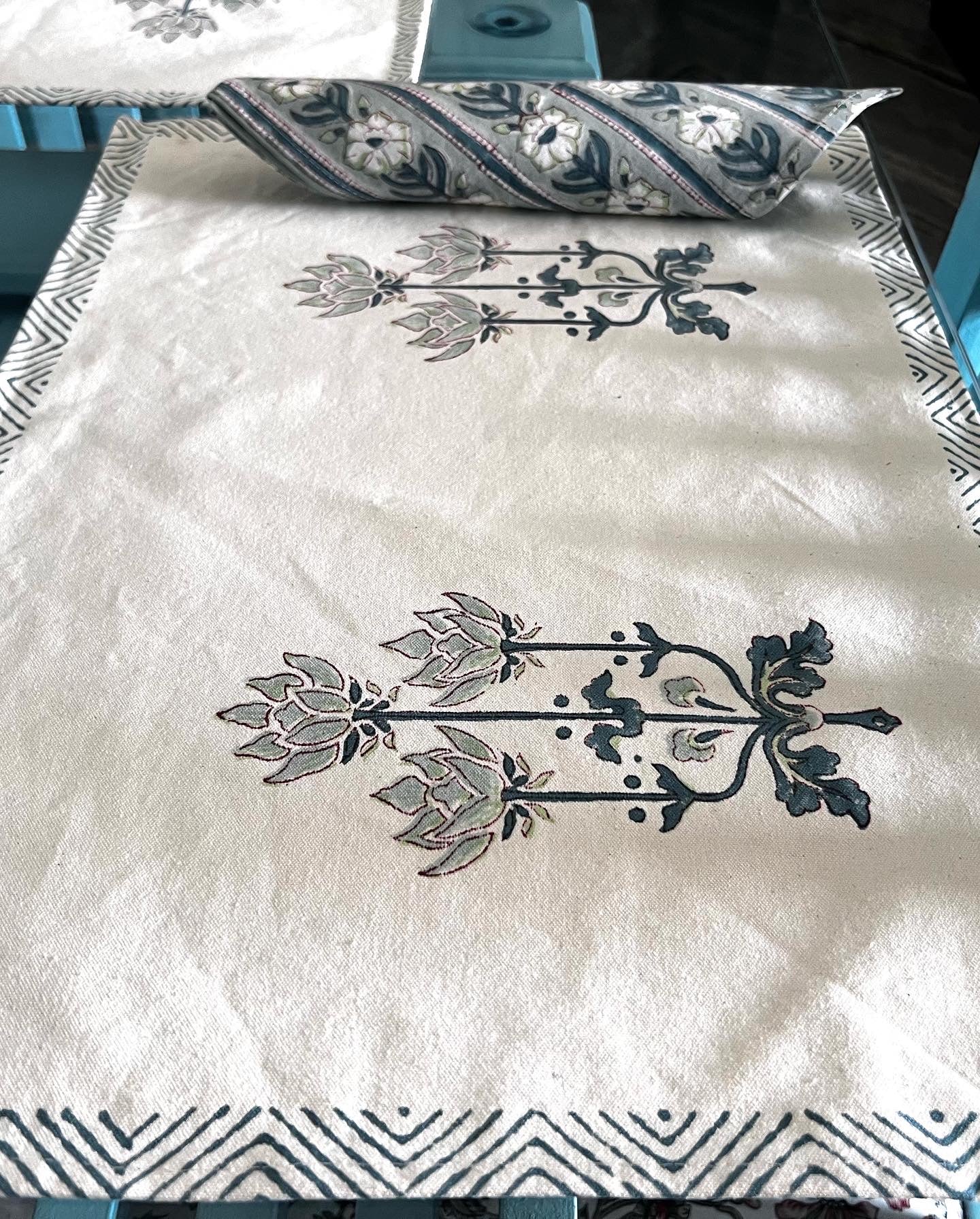 Table Runner | Mats & Napkins | 6 Seater| Canvas