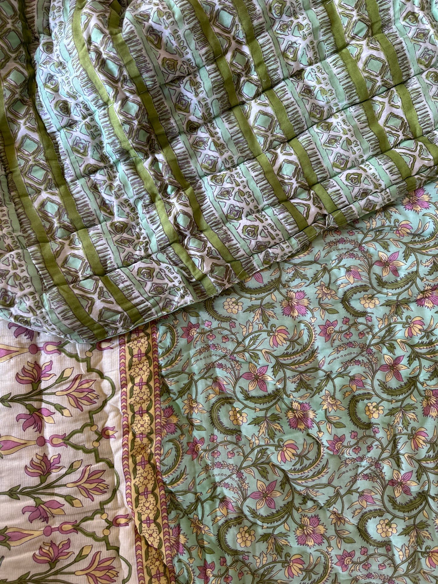 Reversible Hand Print Quilt | Single Size 60*90 Inches | Petals