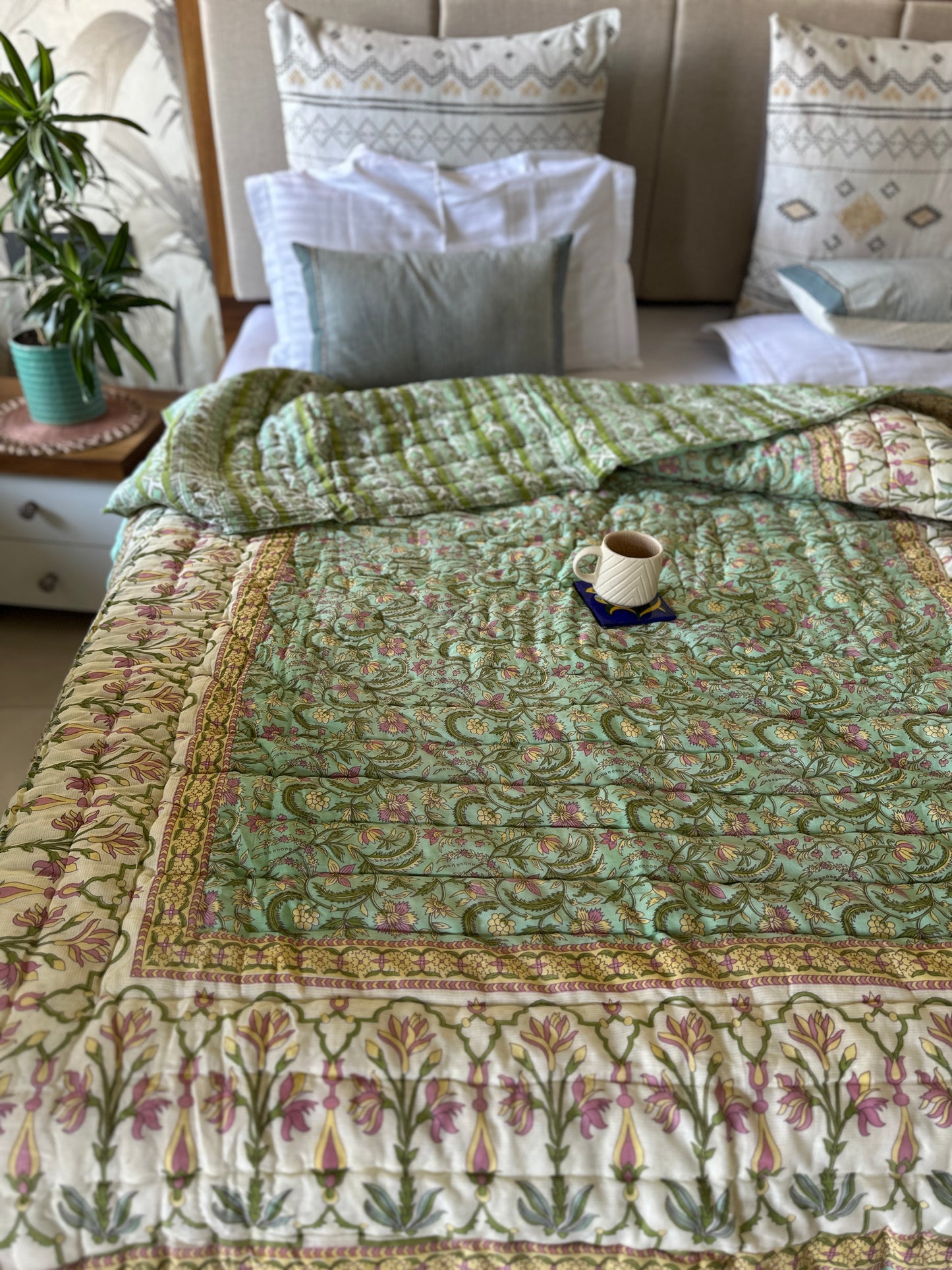 Reversible Hand Print Quilt | Single Size 60*90 Inches | Petals