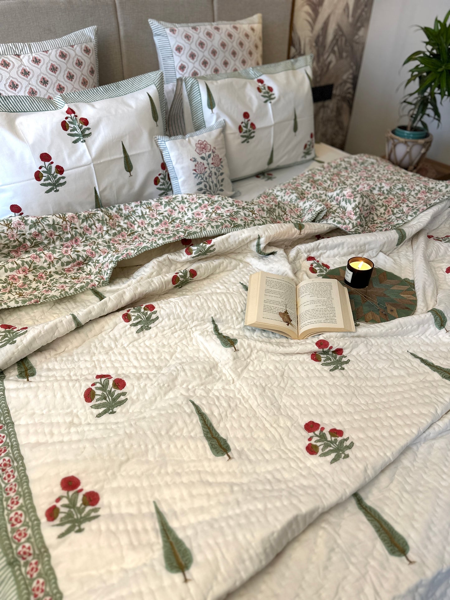 Bedding Set Hand Block | Quilt with Bedhsheet | Sleek Comfort
