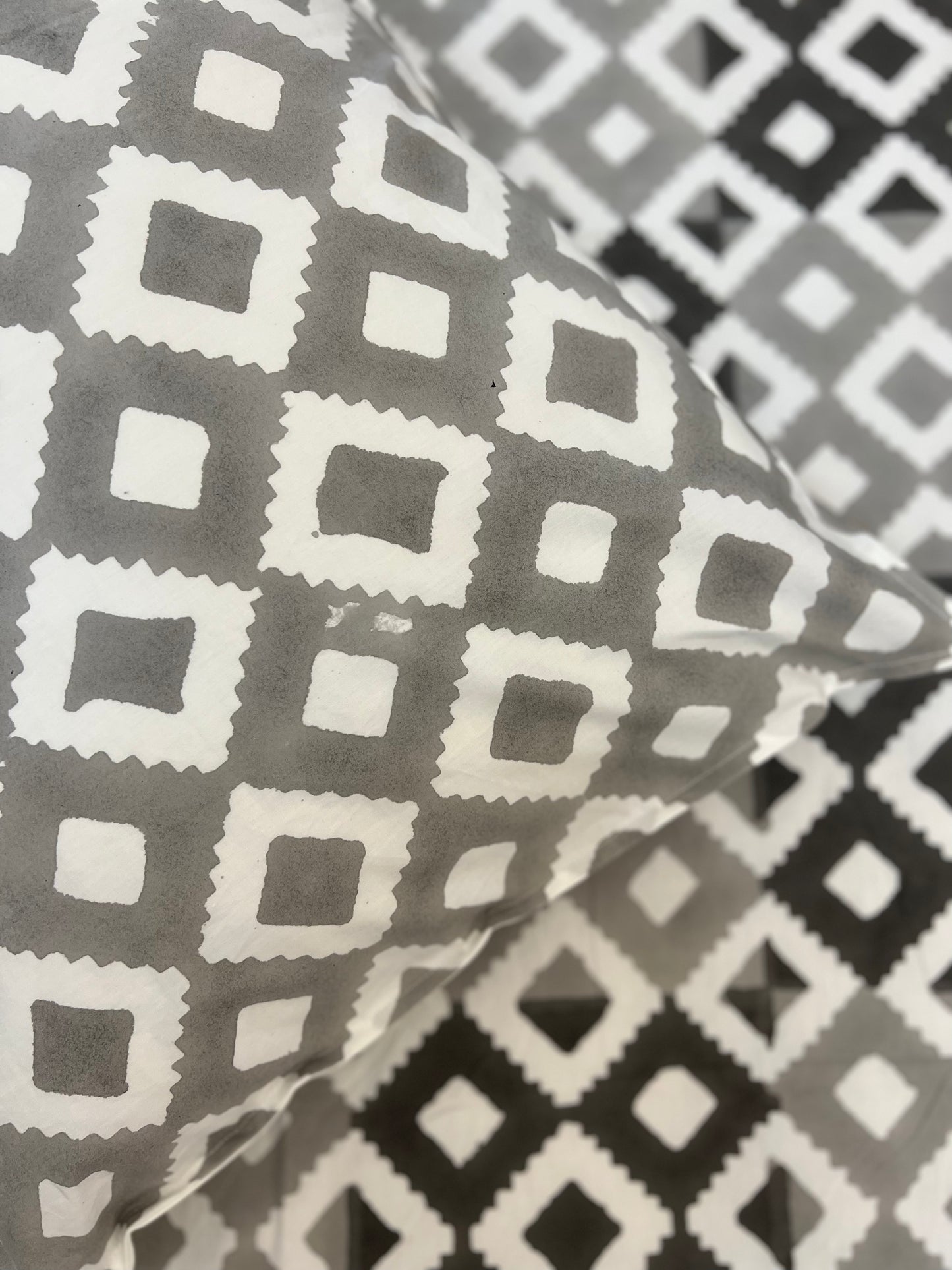 Grey's | Hand Block Bedsheet