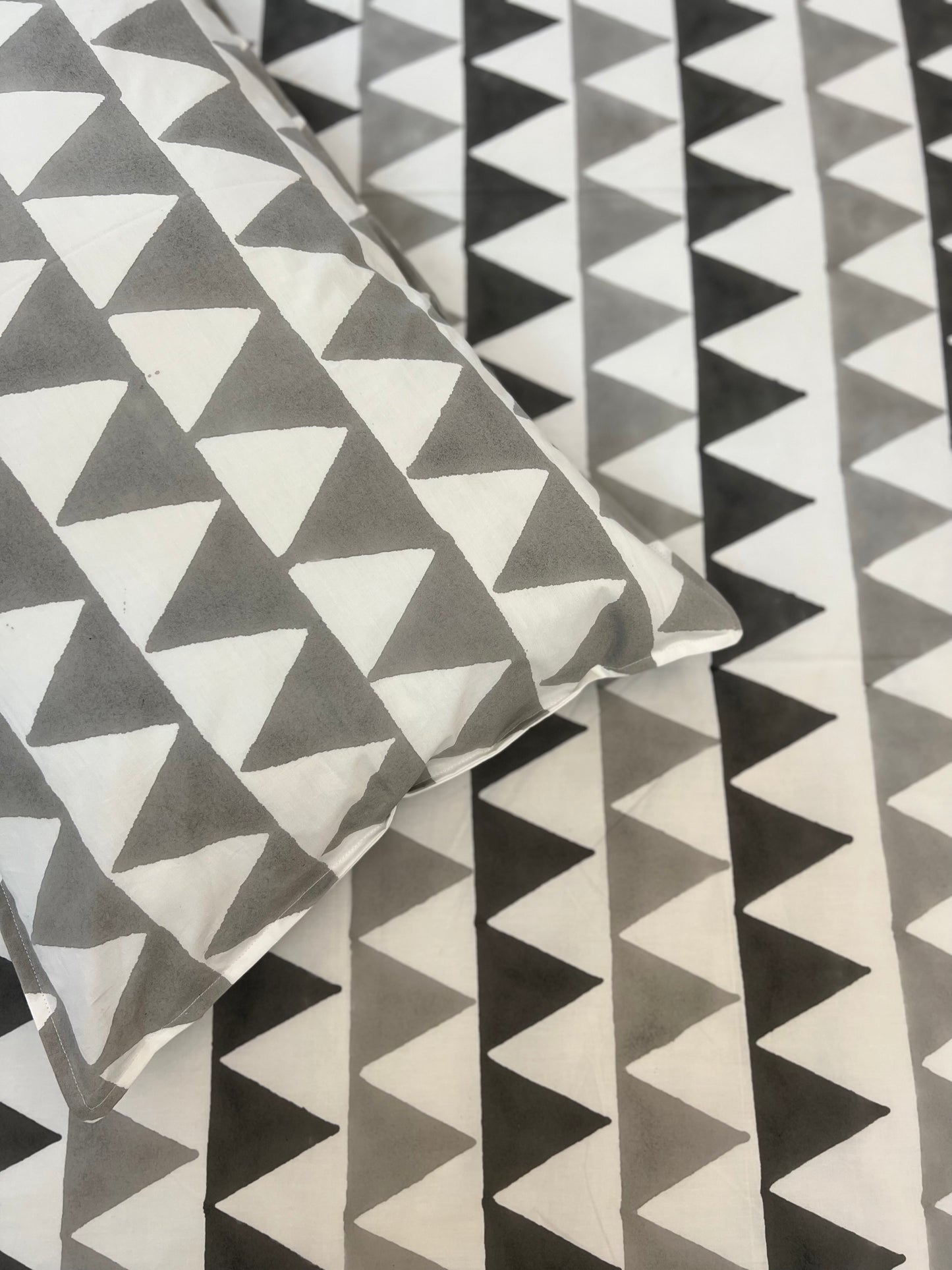 The Pattern | Hand Block Bedsheet