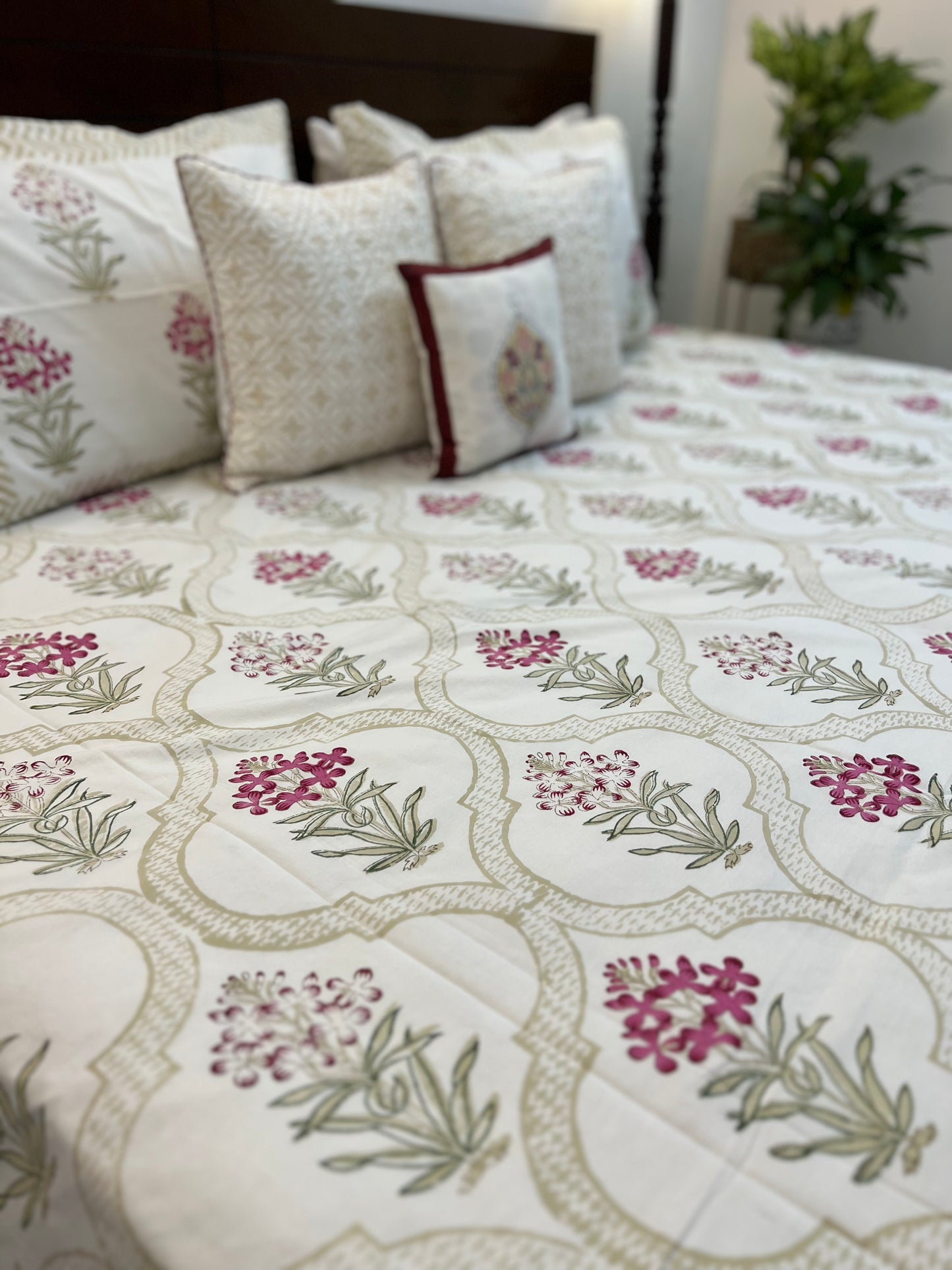 Mehrab | Hand Block Bedsheet