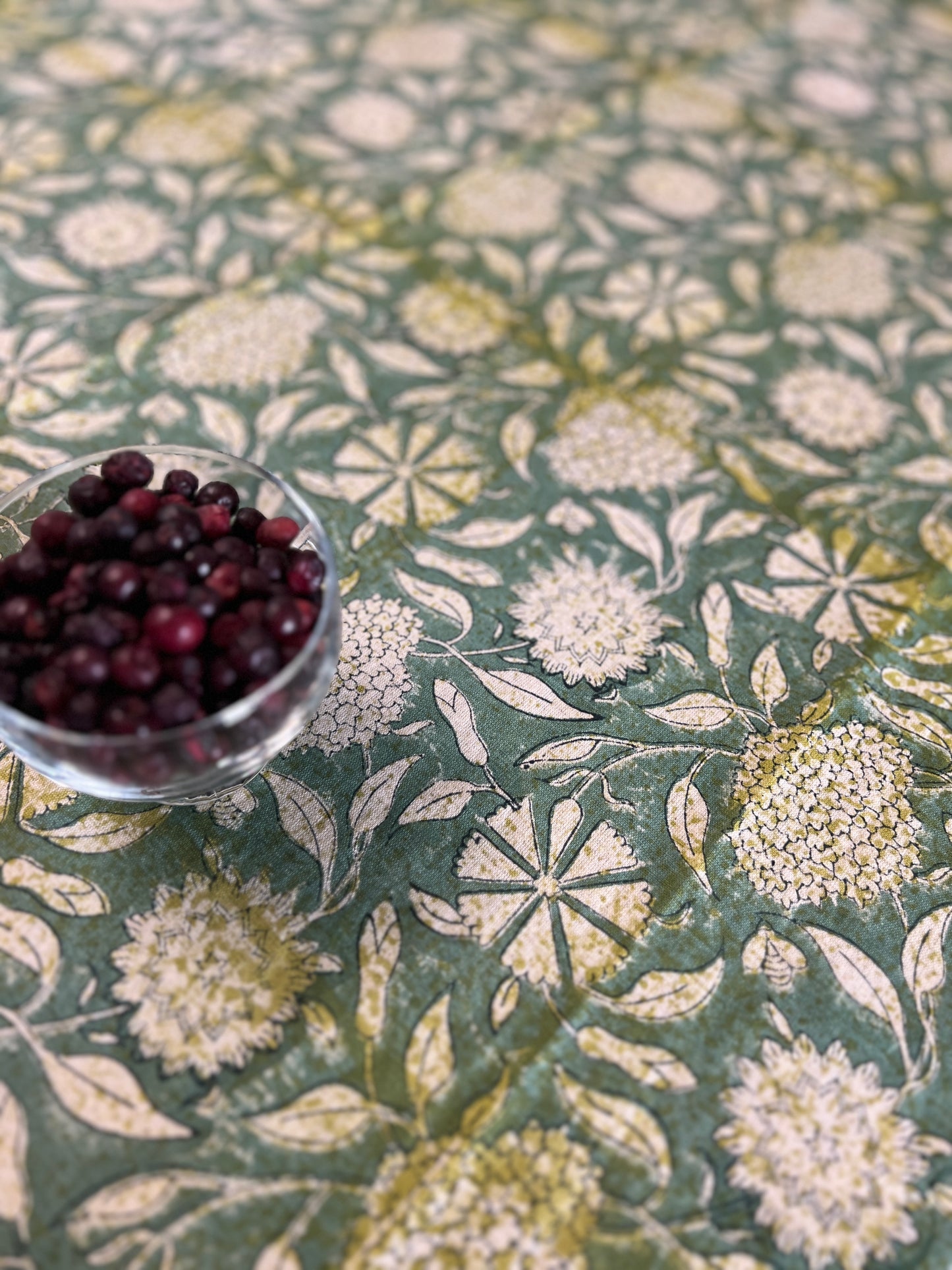 Table Cover | 6 Seater | 48 * 84 Inches | Buffet Beauty