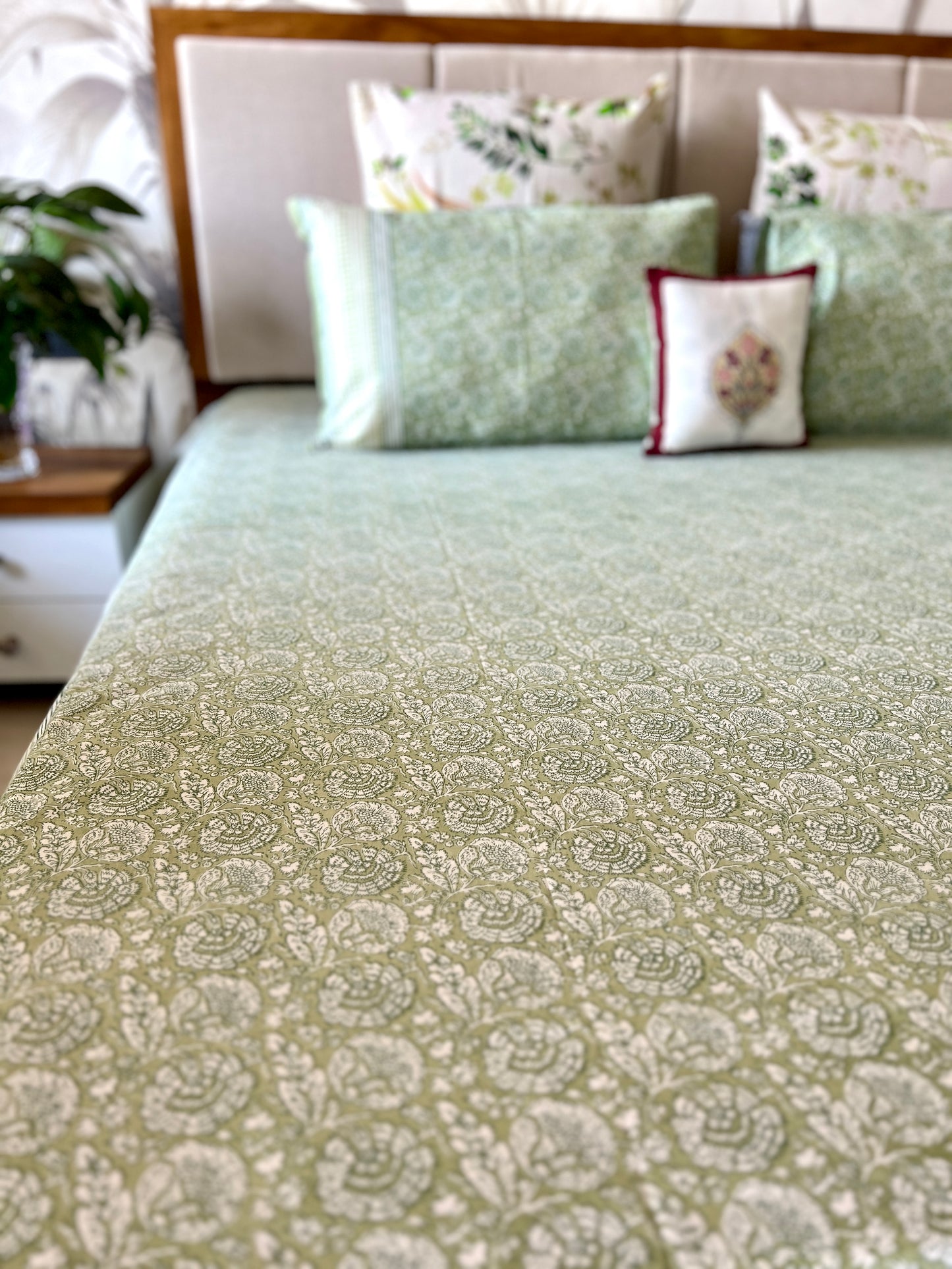 King Size | 90*108 Inches | Mint Whisper