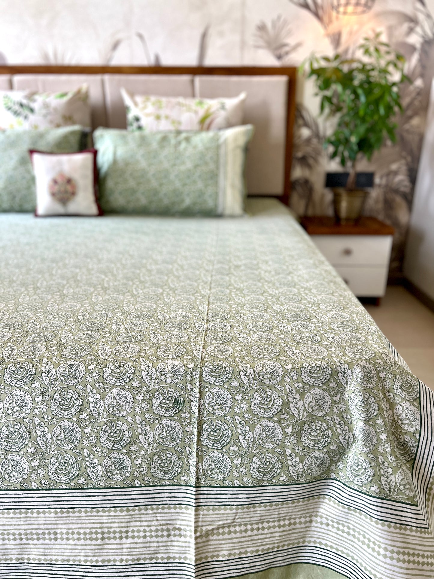 King Size | 90*108 Inches | Mint Whisper