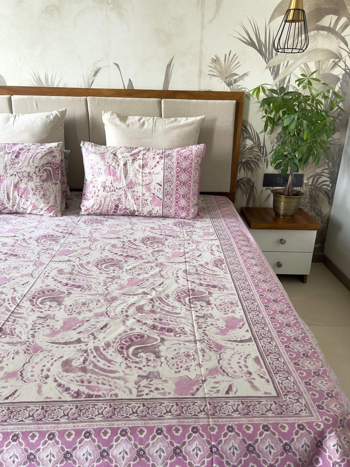 King Size | 90*108 Inches | Soft Lavender