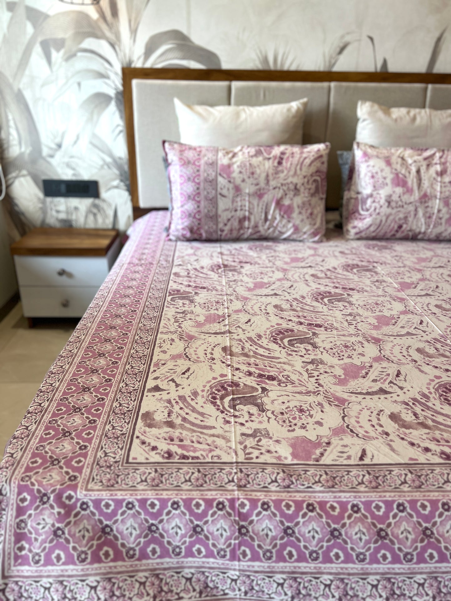 King Size | 90*108 Inches | Soft Lavender