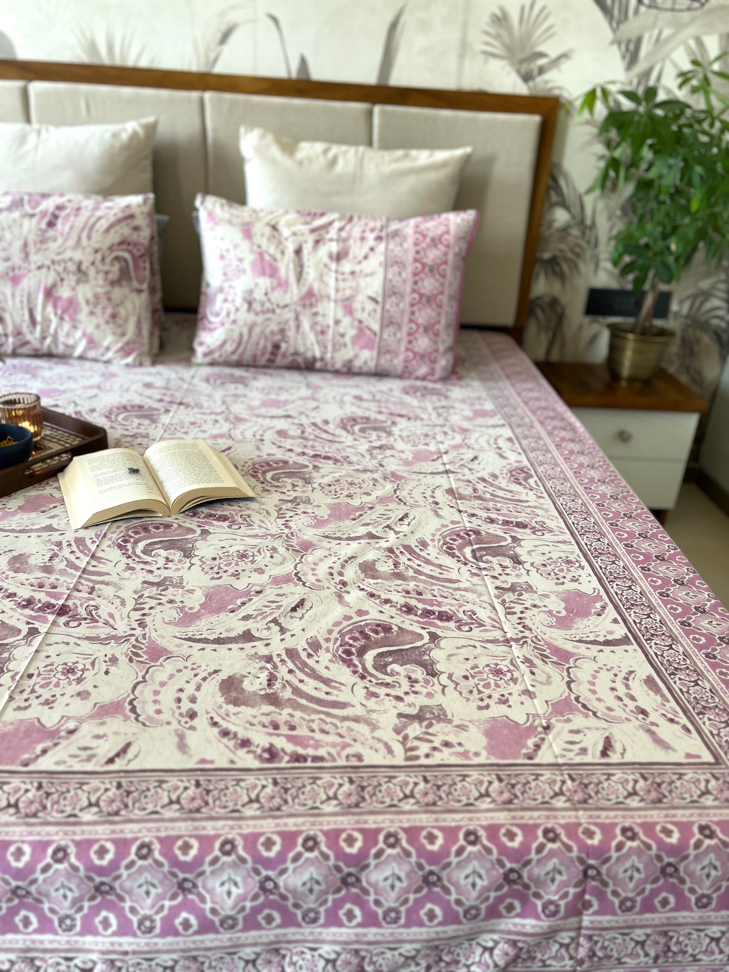 King Size | 90*108 Inches | Soft Lavender