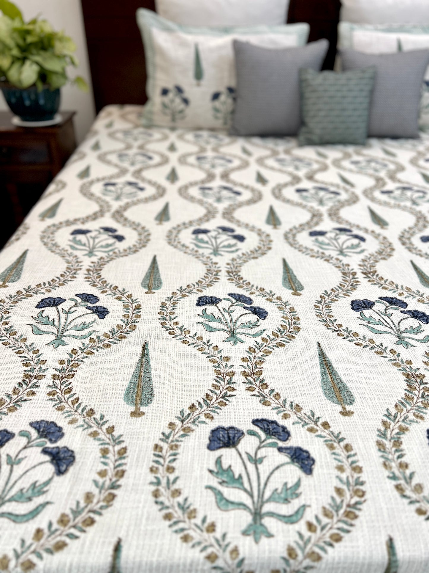 TNT Bedcover | King Size | Hand Block | Regal Harmony