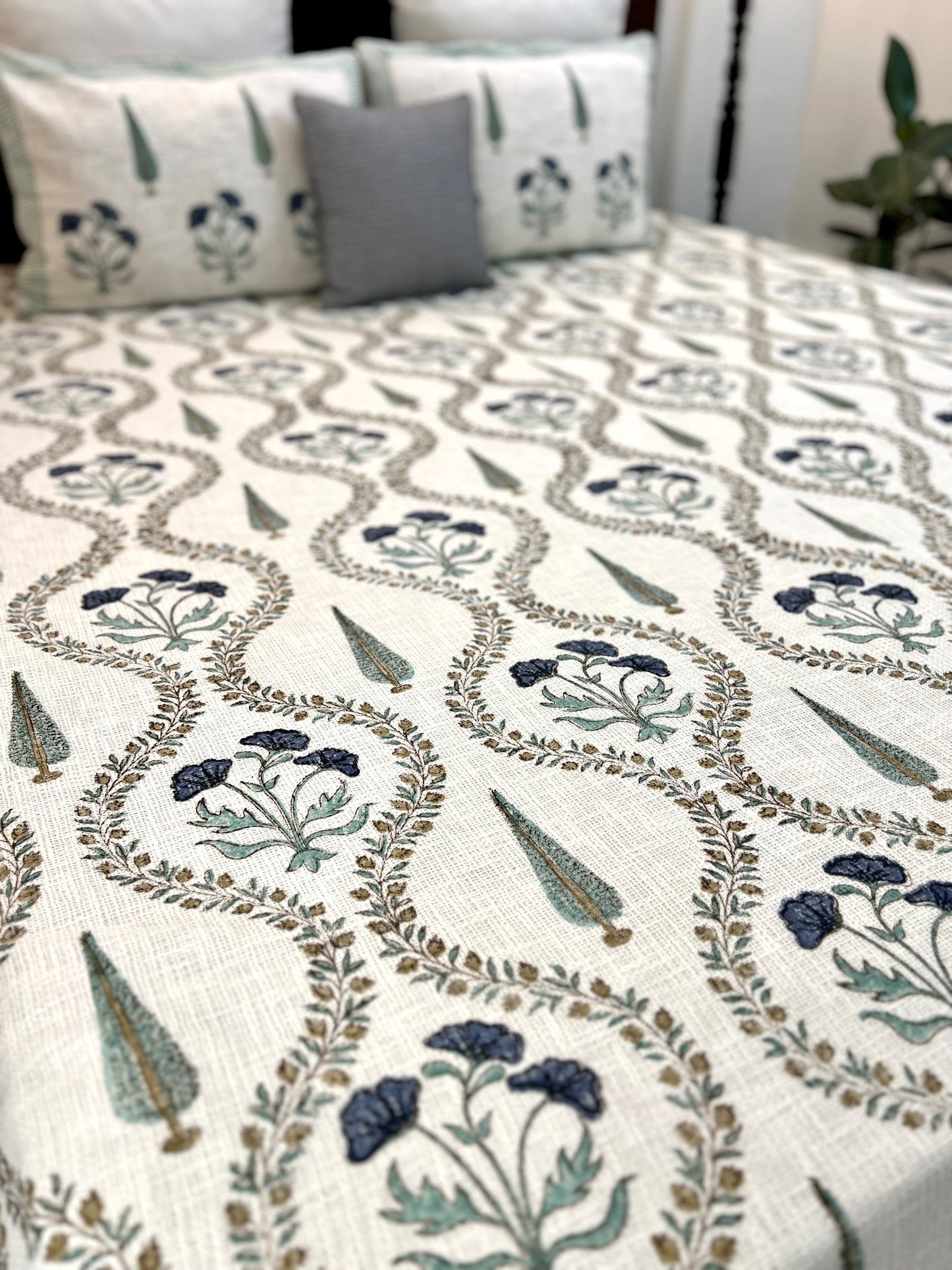 TNT Bedcover | King Size | Hand Block | Regal Harmony