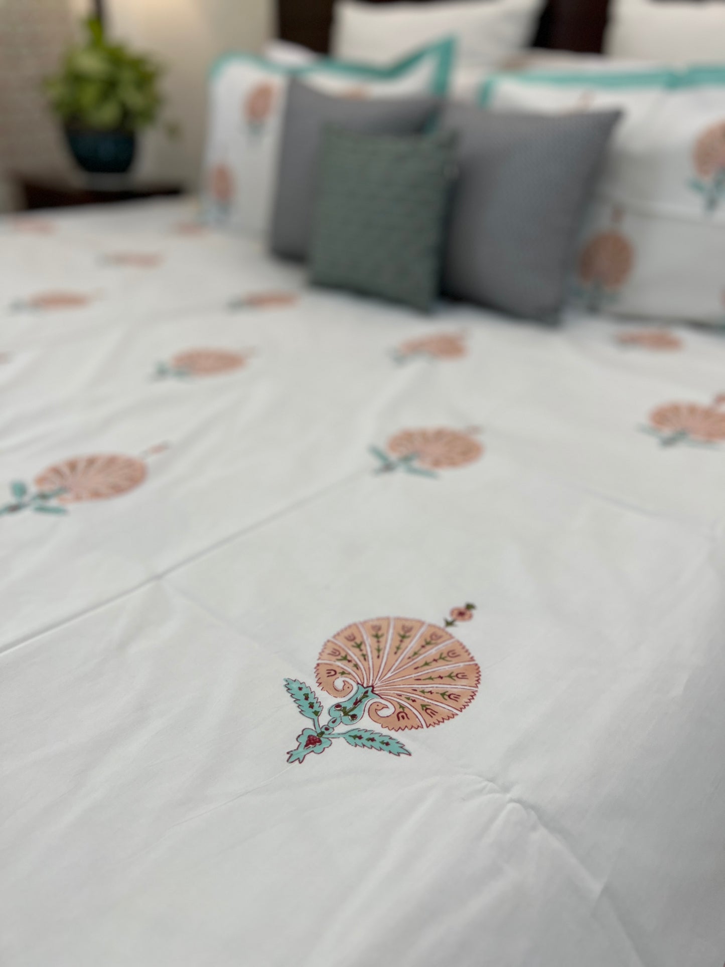 King Size | 90*108 Inches | Earthy Blooms