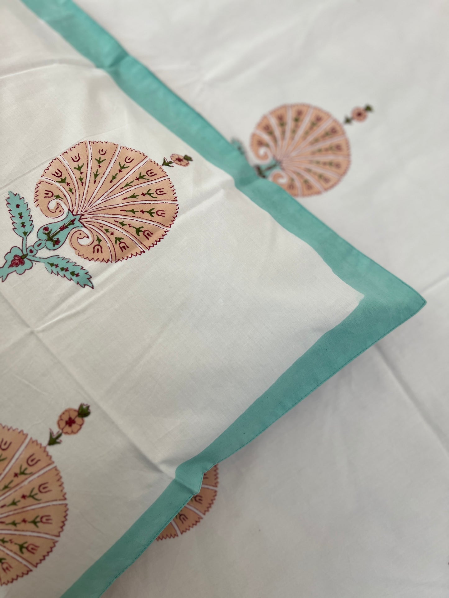 King Size | 90*108 Inches | Earthy Blooms