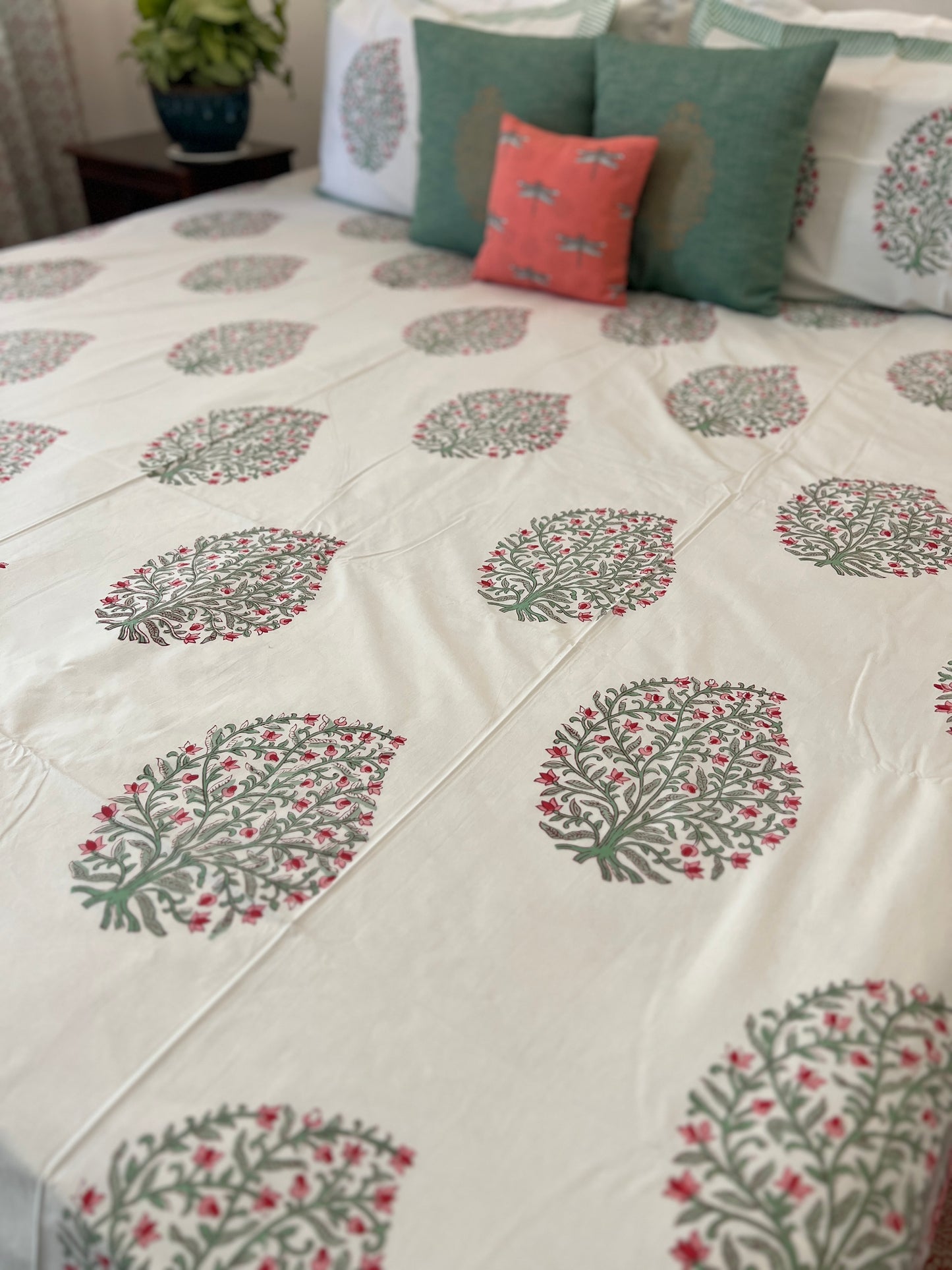 King Size | 90*108 Inches | Ethnic Blocks