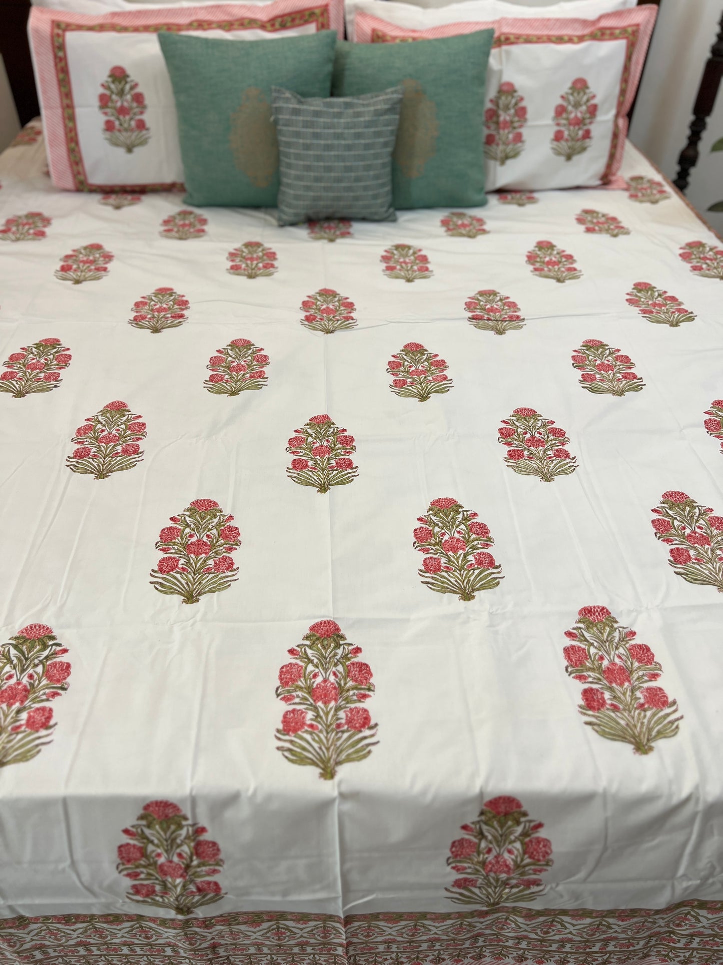 King Size | 90*108 Inches | Badi Booti