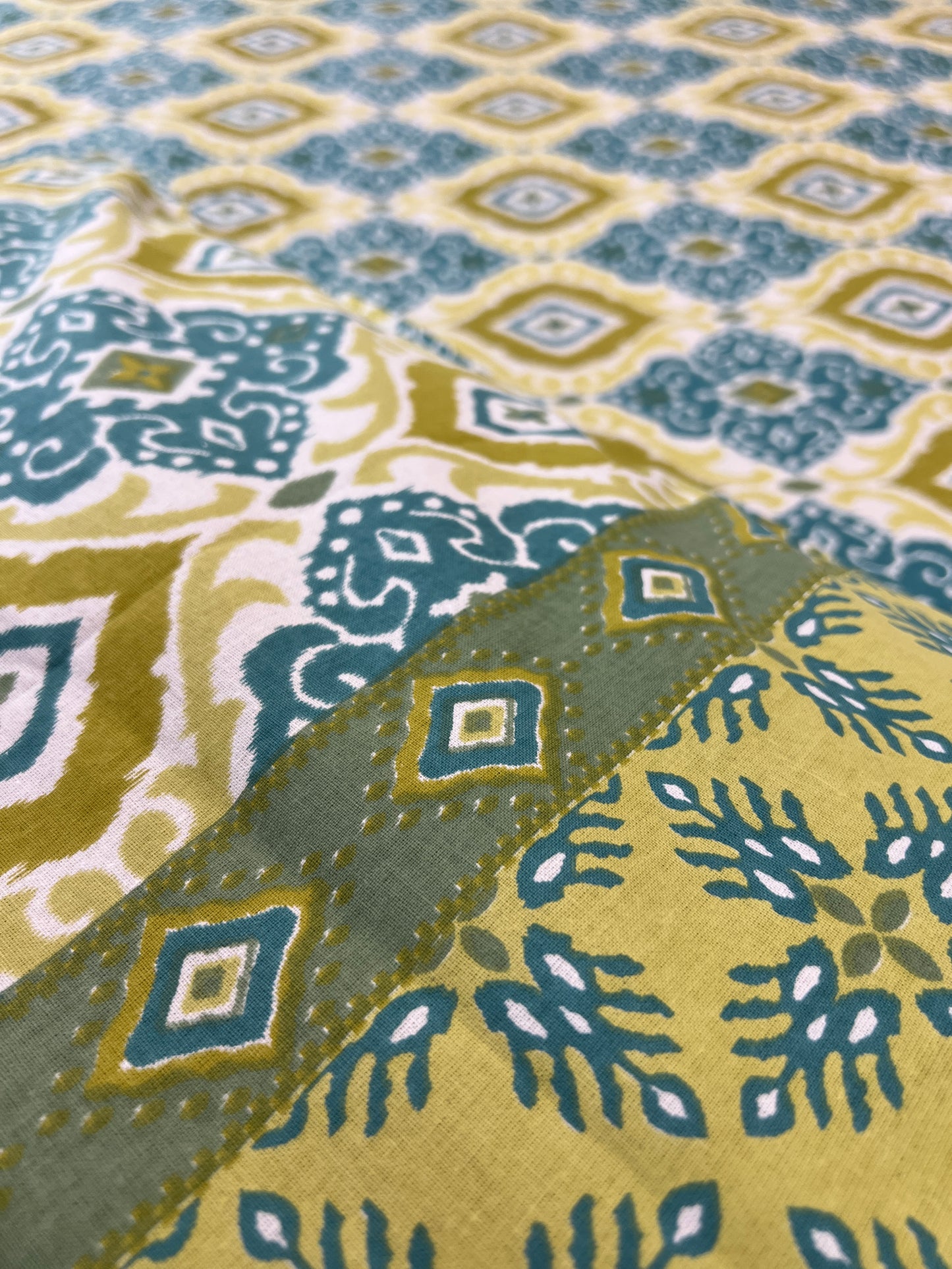 Super King Size | 108*108 Inches | Cozy Retreat