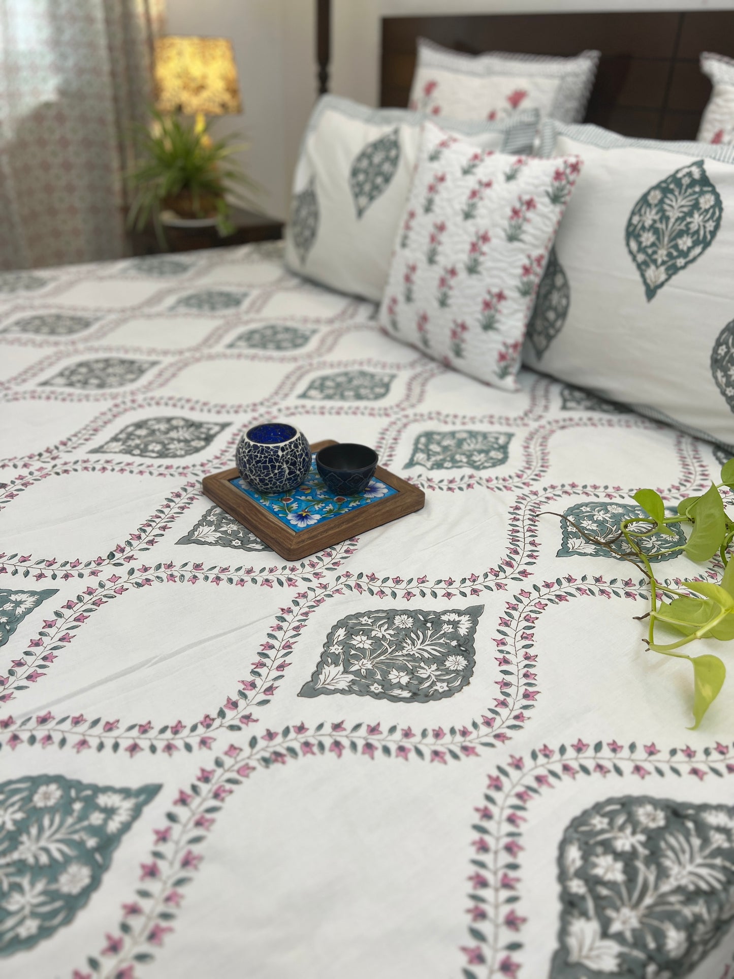 King Size | 90*108 Inches | Grandeur