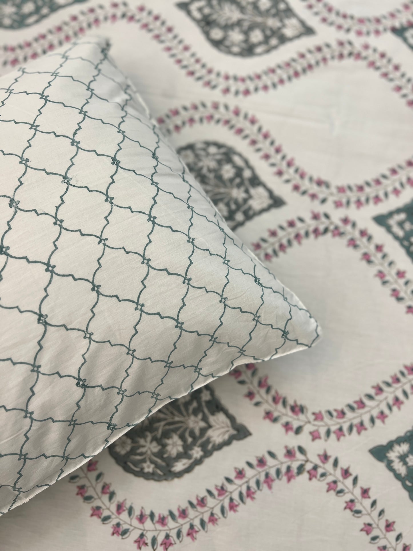 King Size | 90*108 Inches | Grandeur