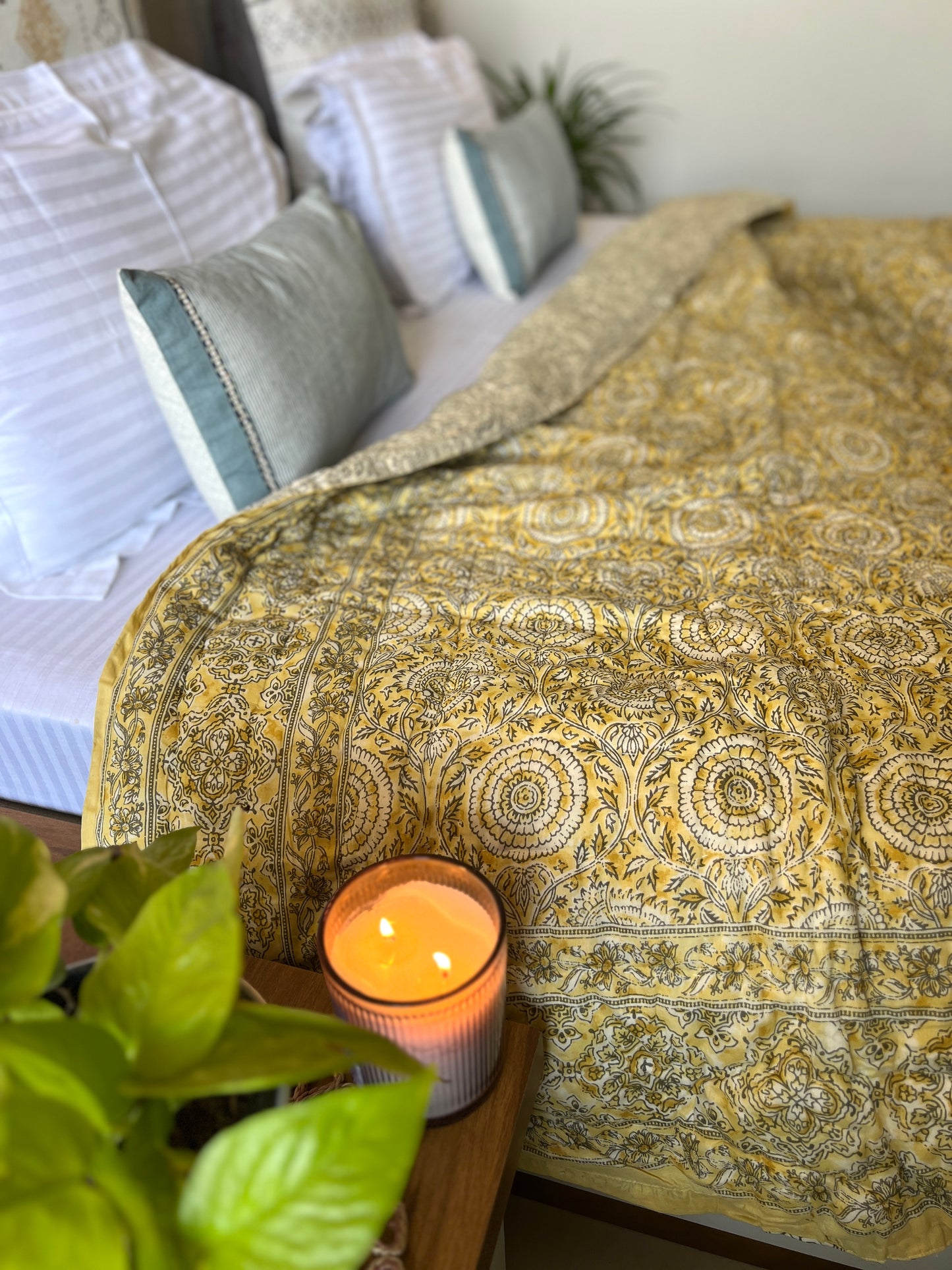 Reversible Hand Print Quilt | King Size 90*108 Inches | Basant