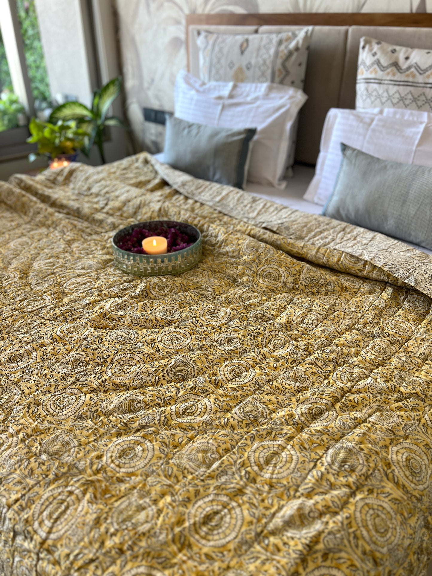 Reversible Hand Print Quilt | King Size 90*108 Inches | Basant