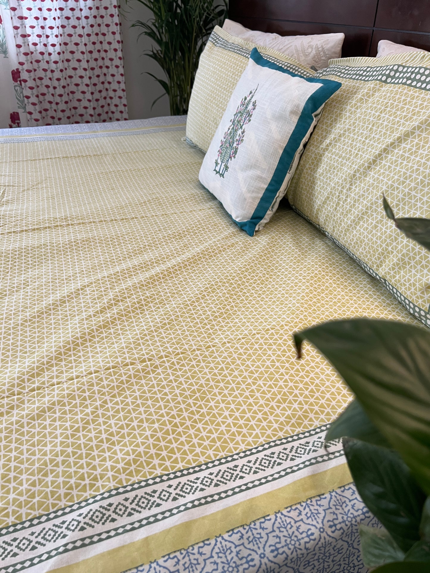 King Size | 90*109 Inches | Geo