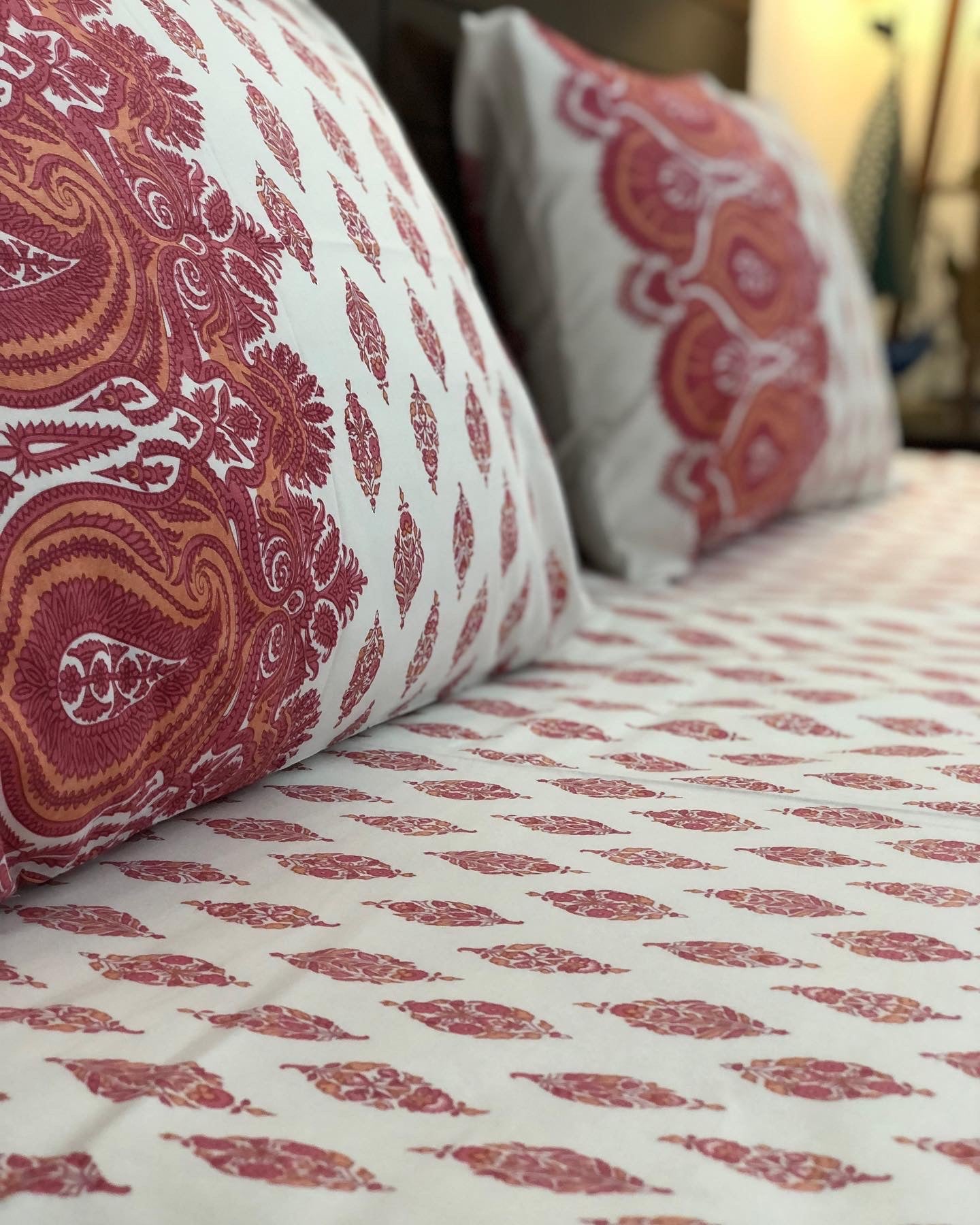 Super King Size | 108*108 Inches | Pink Bloom