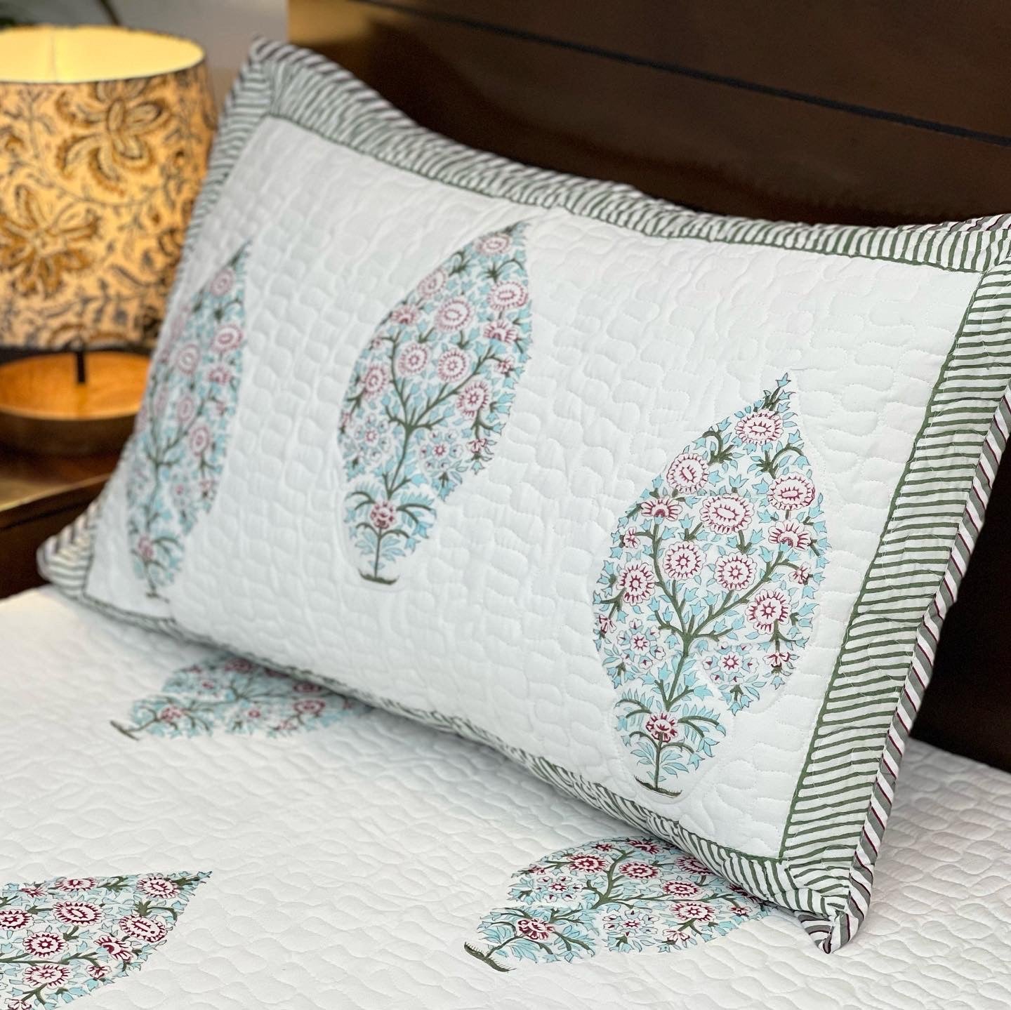 Quilted Bedcover | 90*108 Inches | Blue Motif