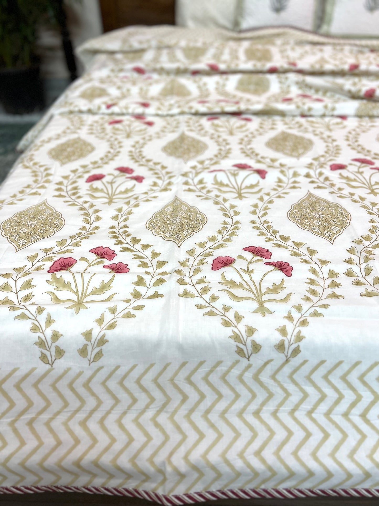 Reversible Hand Block Dohar | King Size | 90*108 Inches | The Golden Light