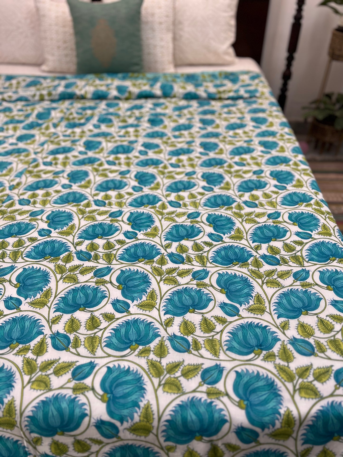 Reversible Hand Print Dohar | King Size | 90*108 Inches | Green Floral Jaal