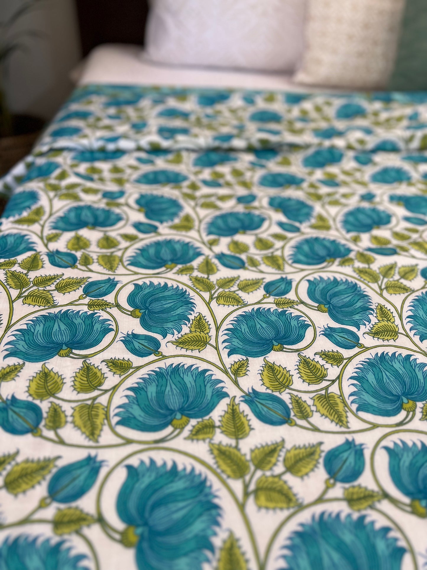 Reversible Hand Print Dohar | King Size | 90*108 Inches | Green Floral Jaal