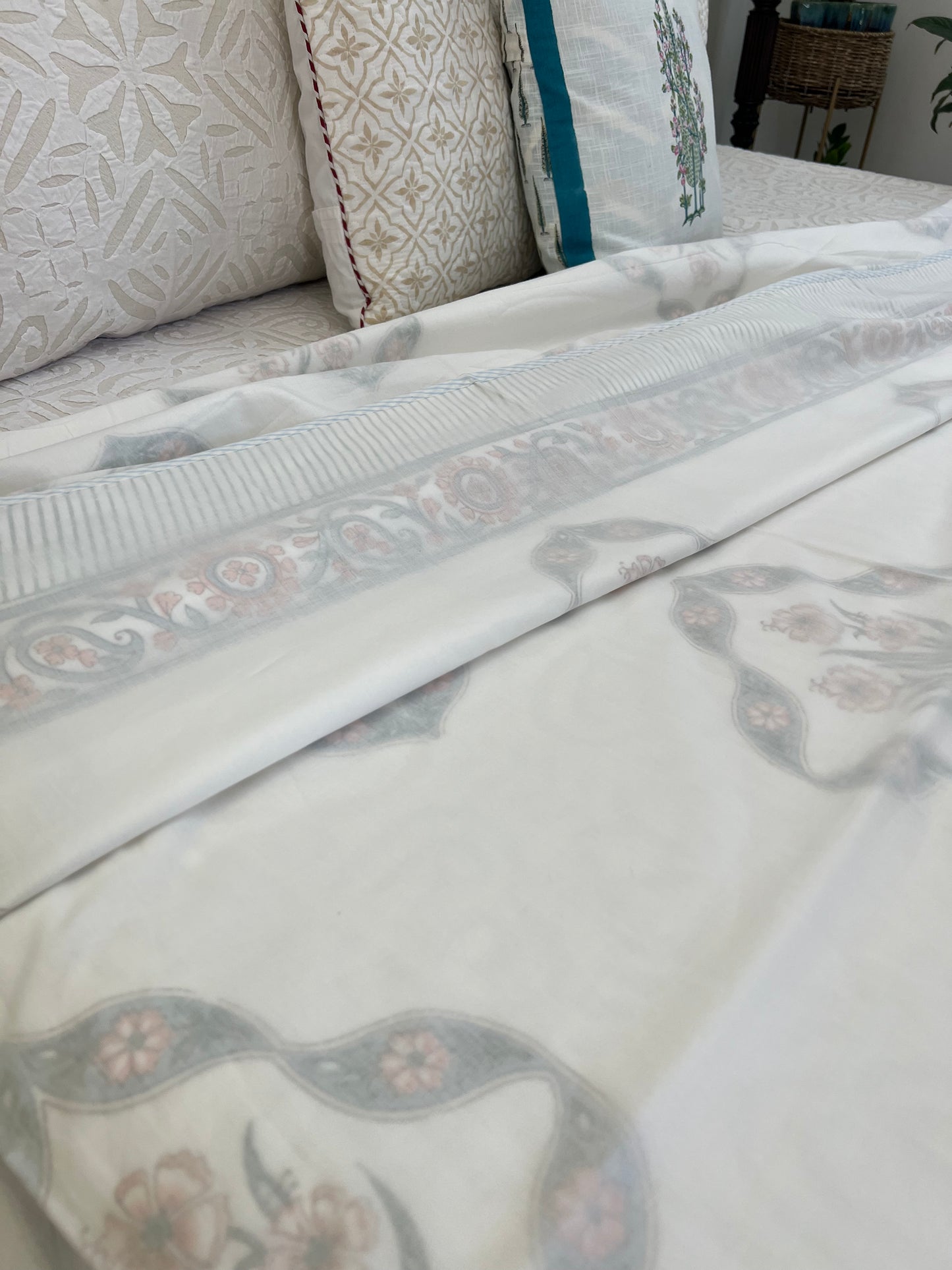 Hand Block Dohar | King Size | King Size | 90*108 Inches | Hidden Gem