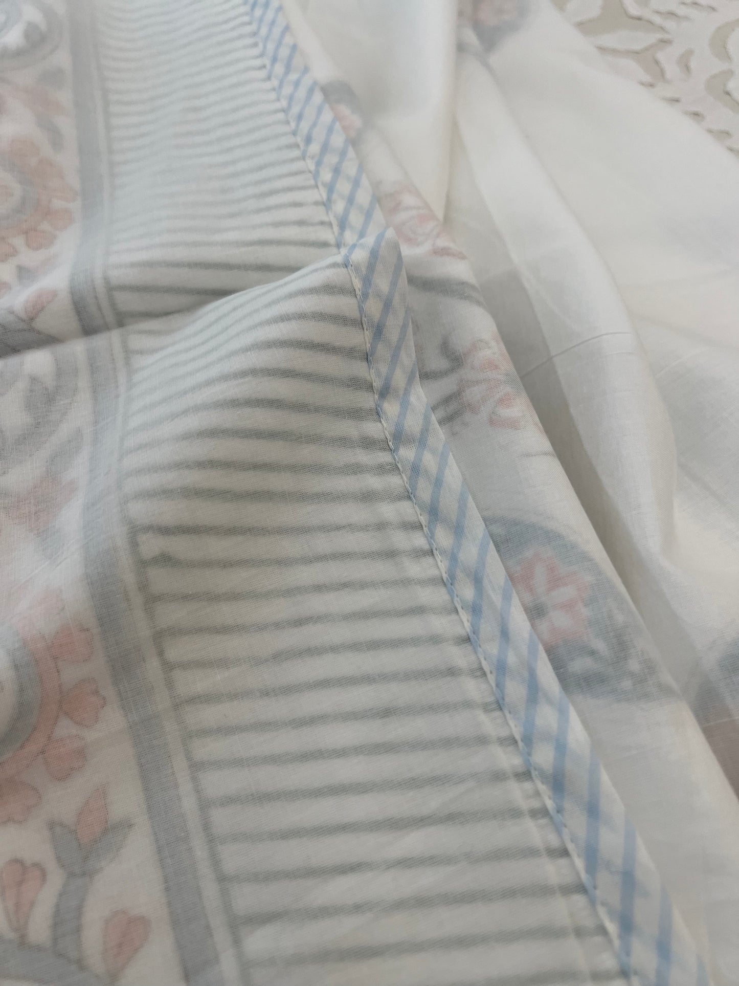 Hand Block Dohar | King Size | King Size | 90*108 Inches | Hidden Gem