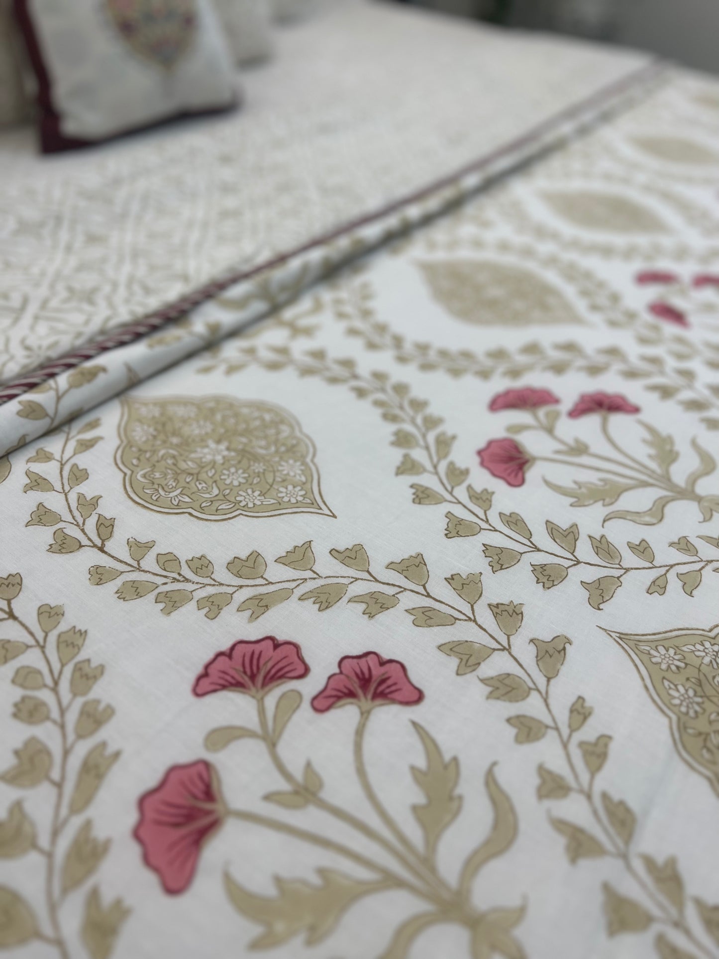 Reversible Hand Block Dohar | King Size | 90*108 Inches | The Golden Light