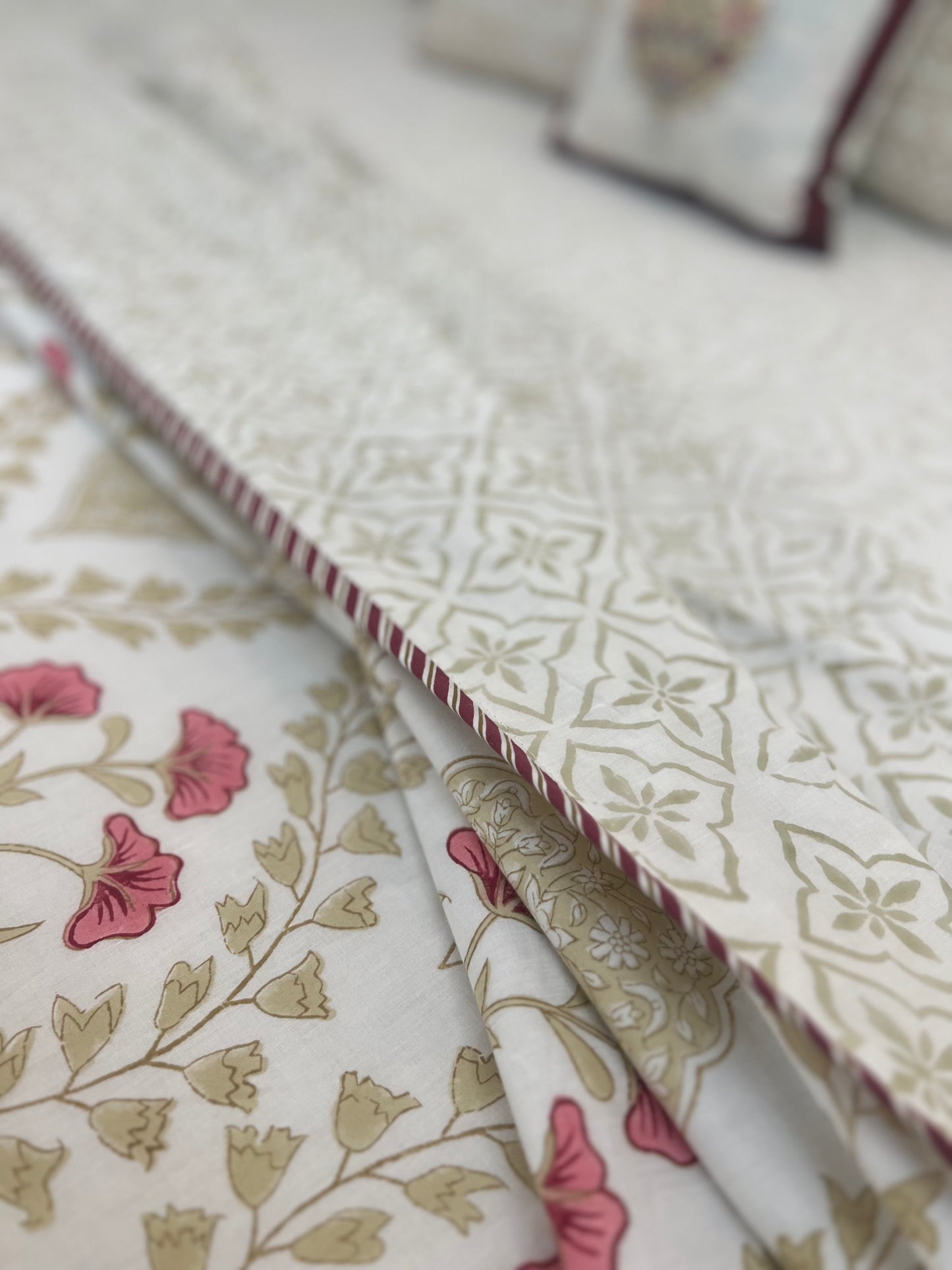 Reversible Hand Block Dohar | King Size | 90*108 Inches | The Golden Light