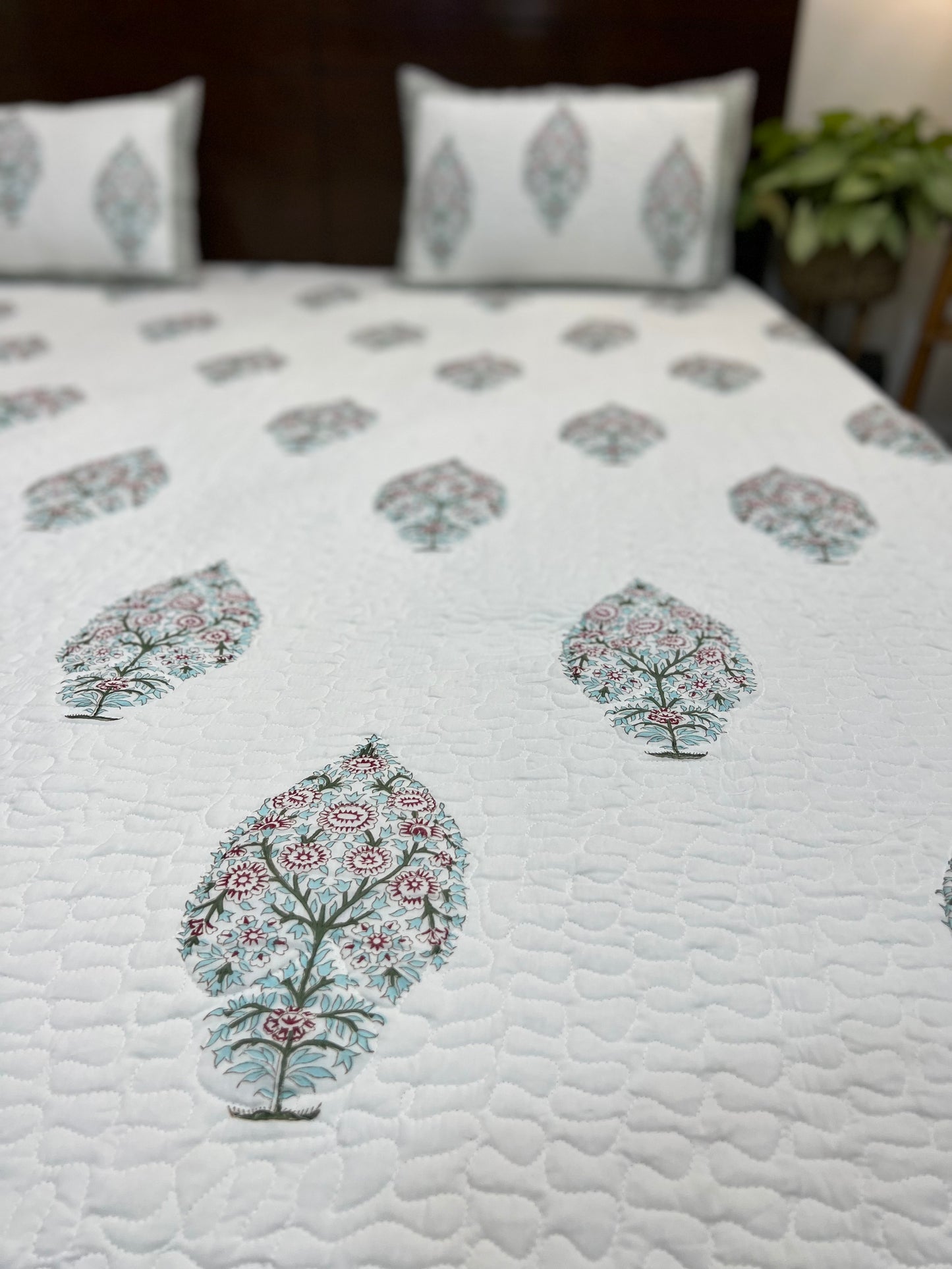 Quilted Bedcover | 90*108 Inches | Blue Motif