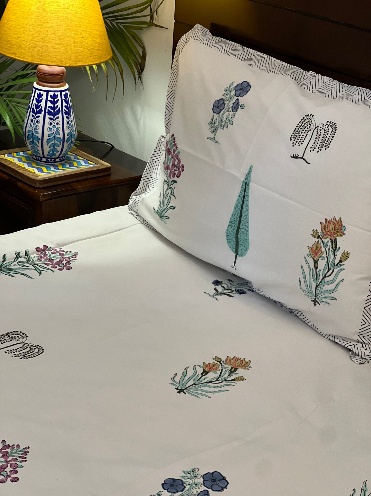 Zig-Zag | Hand Block Bedsheet | 300TC