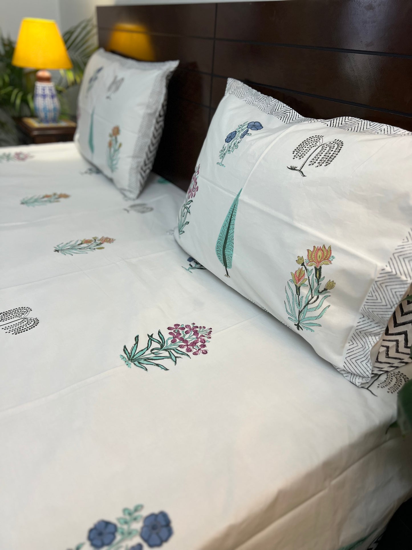 Zig-Zag | Hand Block Bedsheet | 300TC