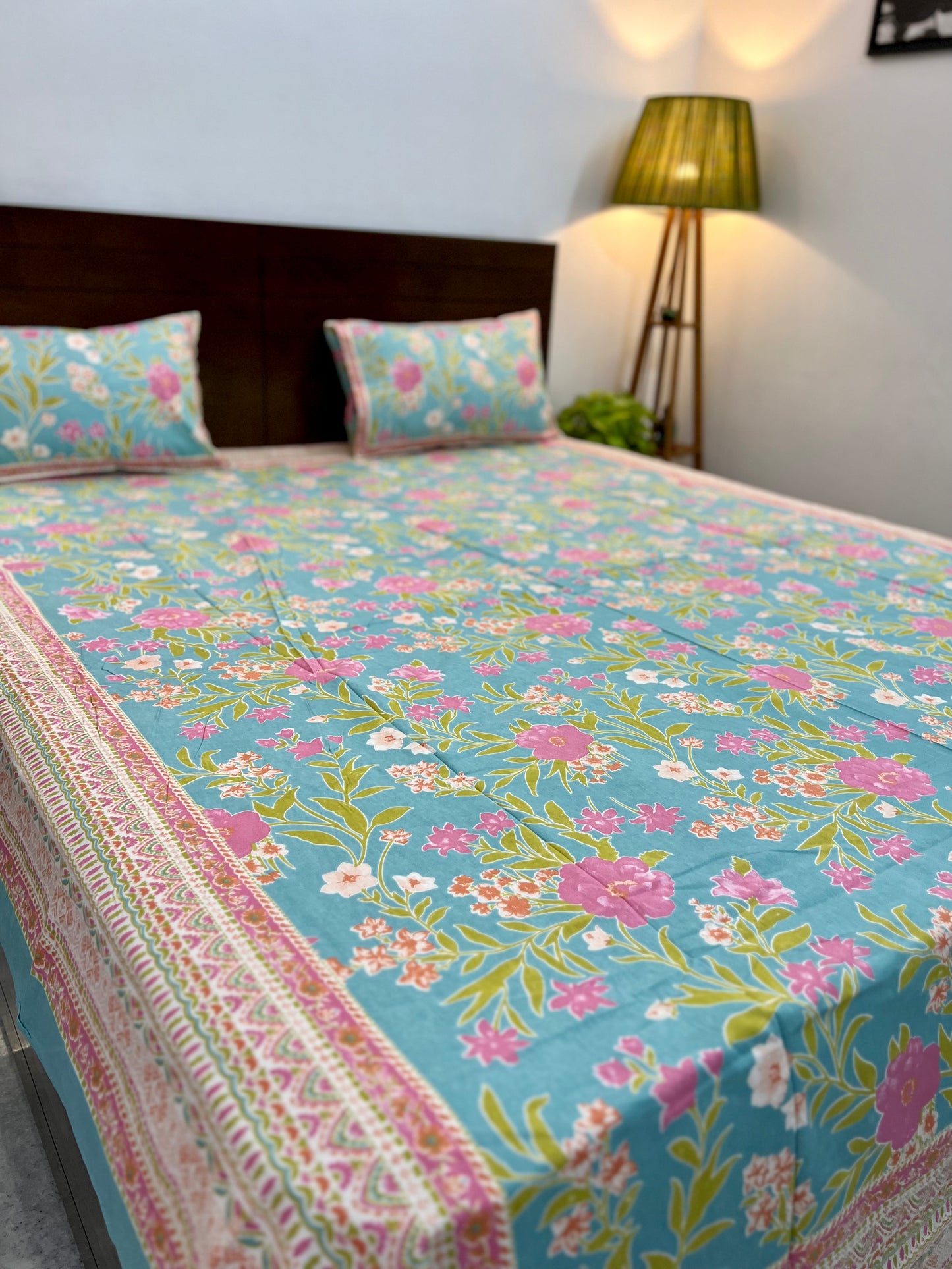 King Size Bedsheet | 90*108 Inches | Blue Floral