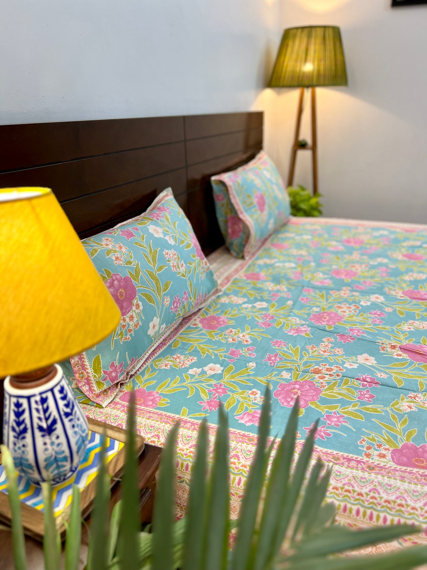 King Size Bedsheet | 90*108 Inches | Blue Floral