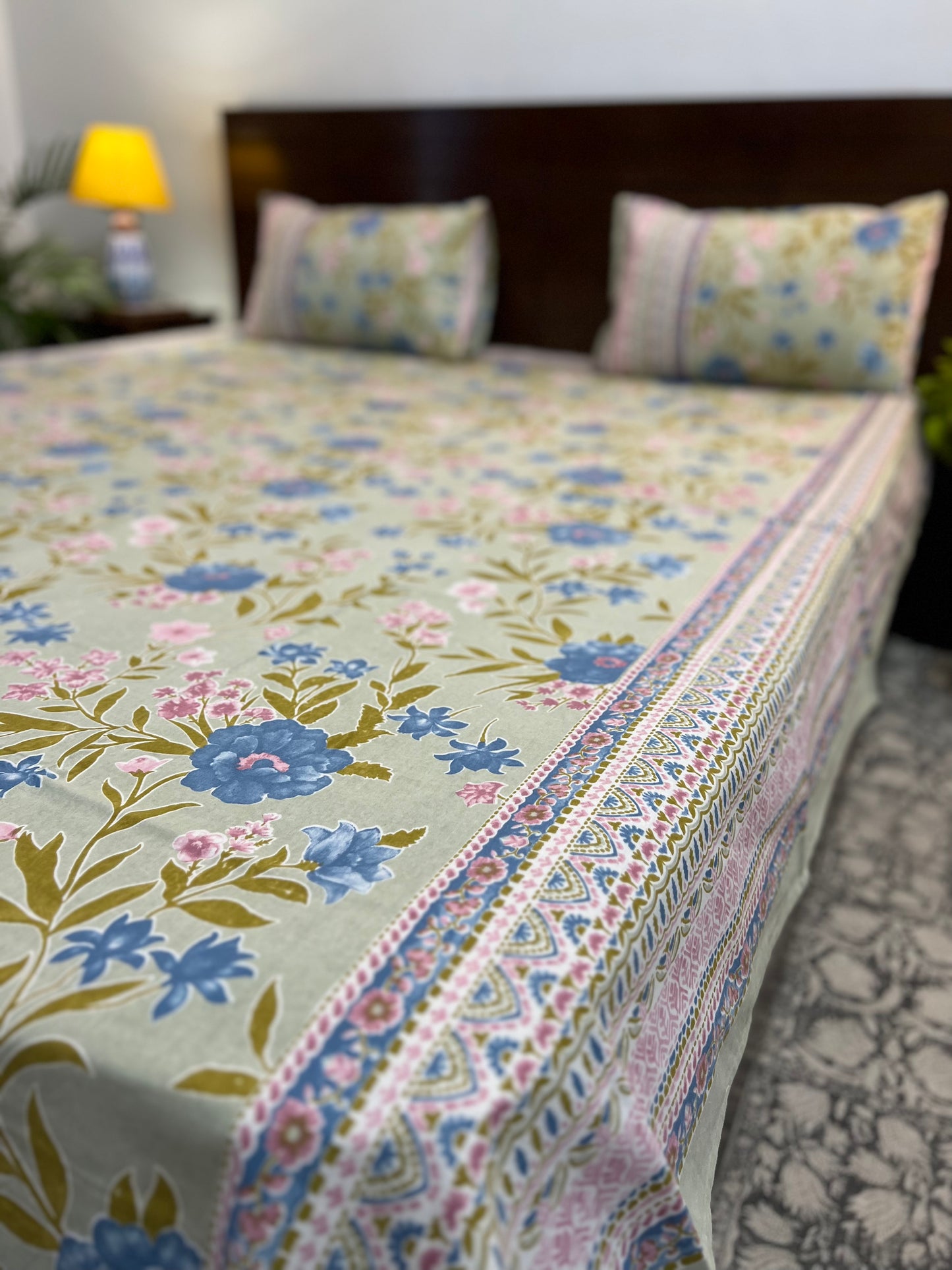 King Size Bedsheet | 90*108 Inches | Aqua Light Green Floral
