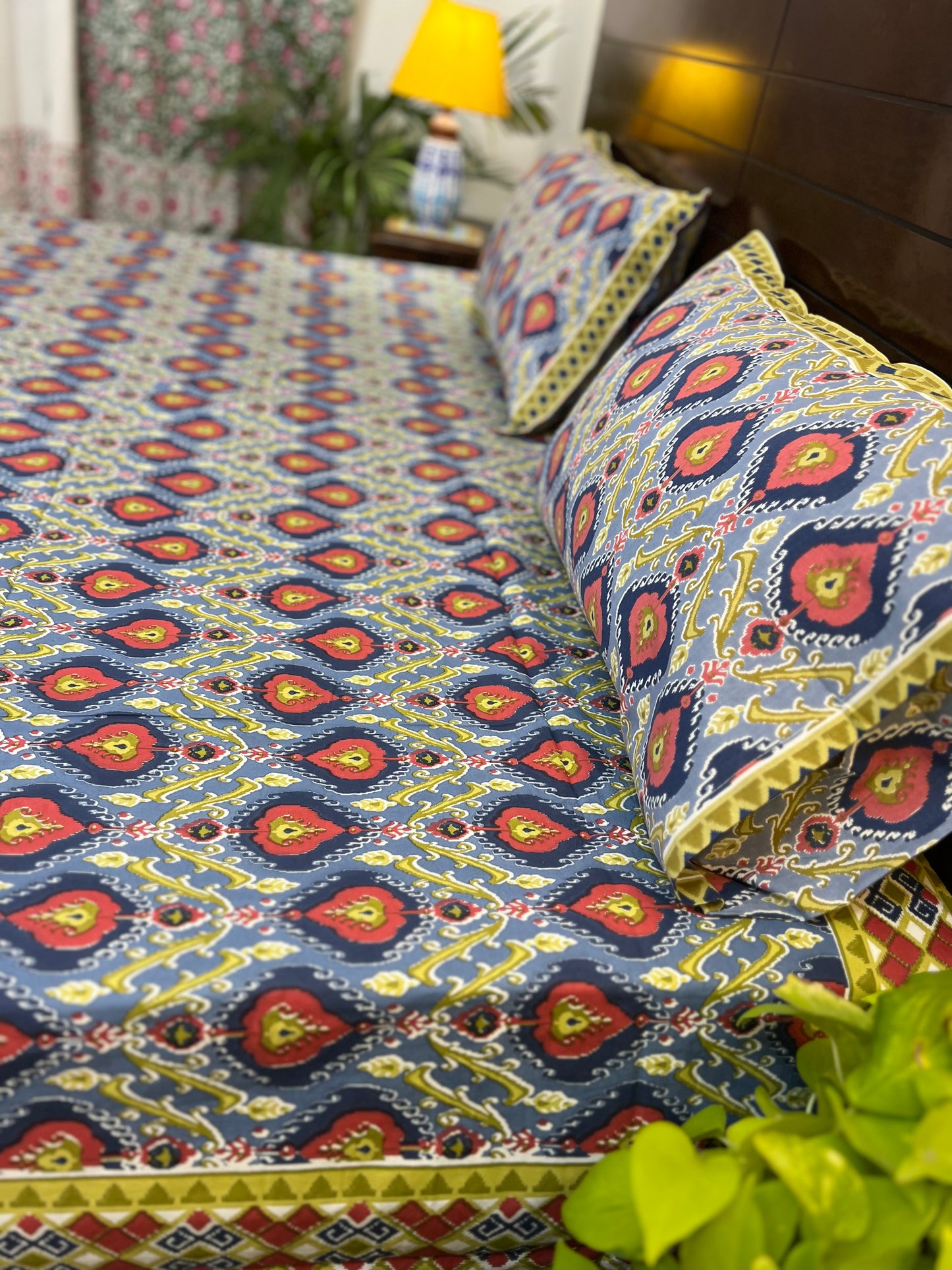 Super King Size | 108*108 inches | Shades of Blue & Green