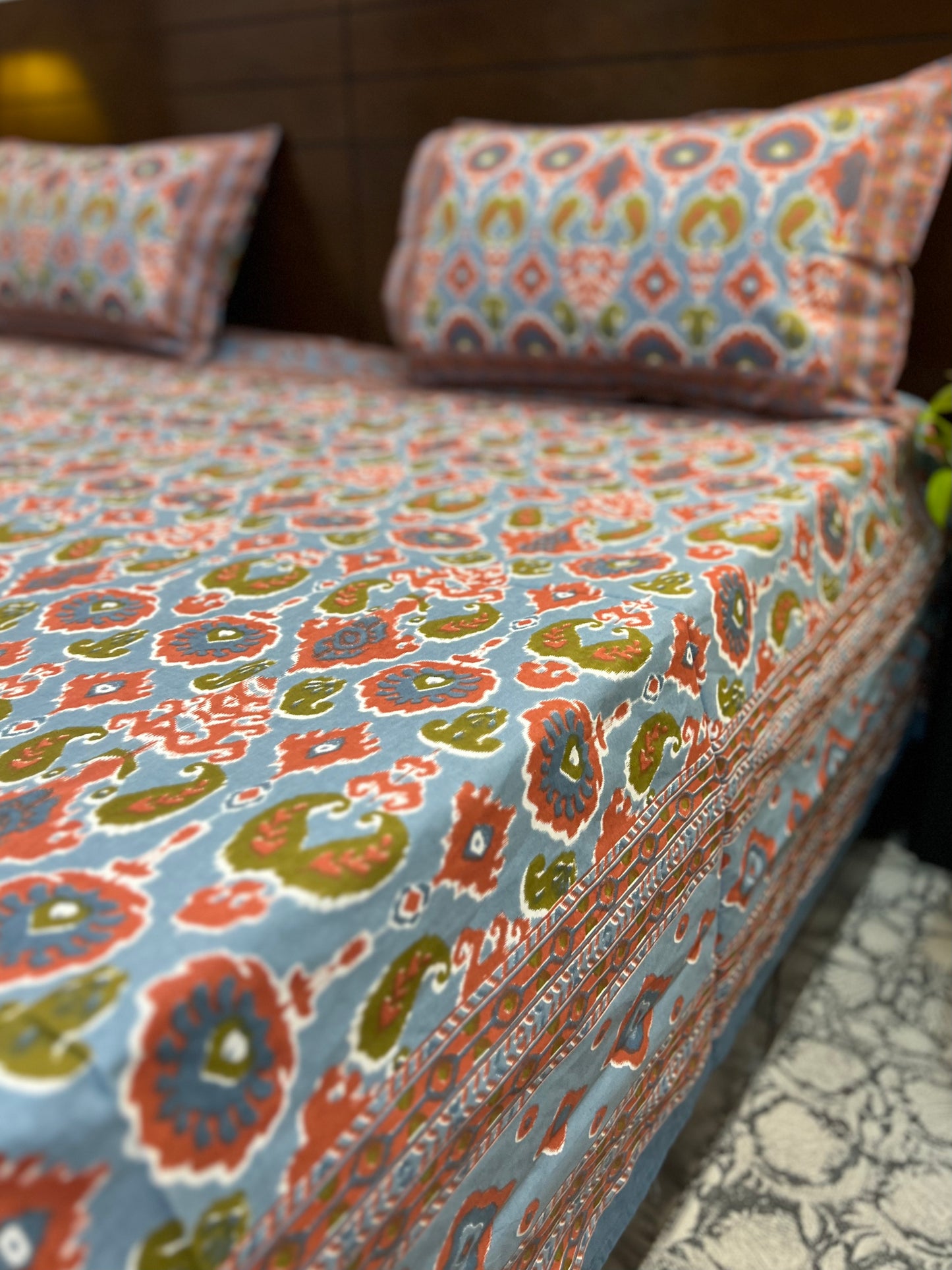 Super King Size | 108*108 inches | Rust,Grey, Green Multicoloured