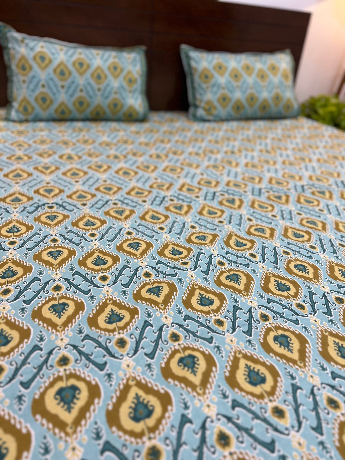 Super King Size | 108*108 inches | Light Blue Multicoloured