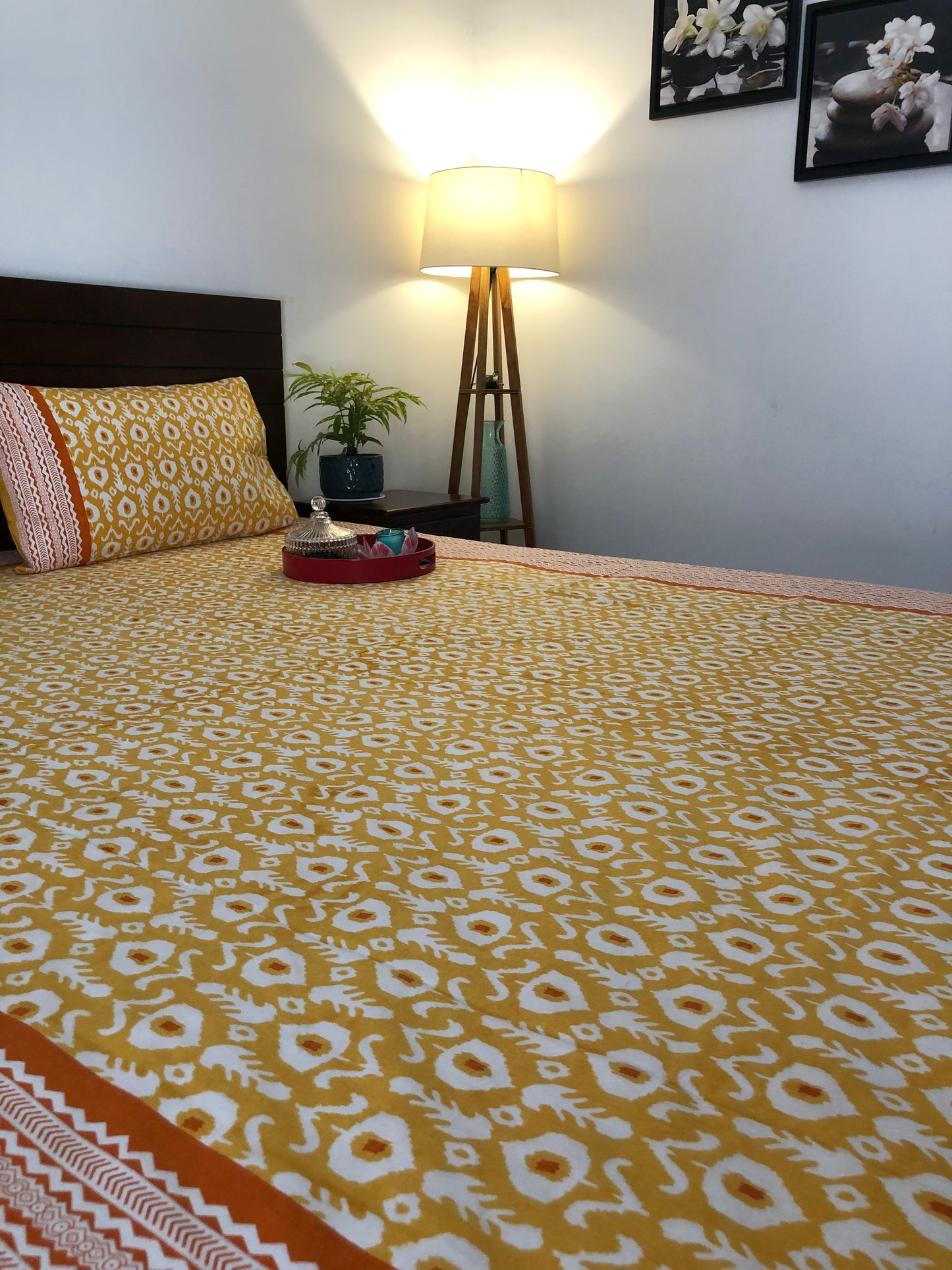 Ikkat Bedsheet | King Size | 90*108