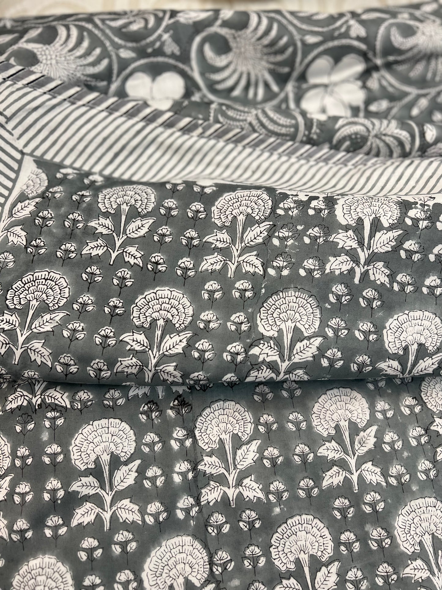 Reversible Hand Block Dohar | King Size | 90*108 Inches | Grey's