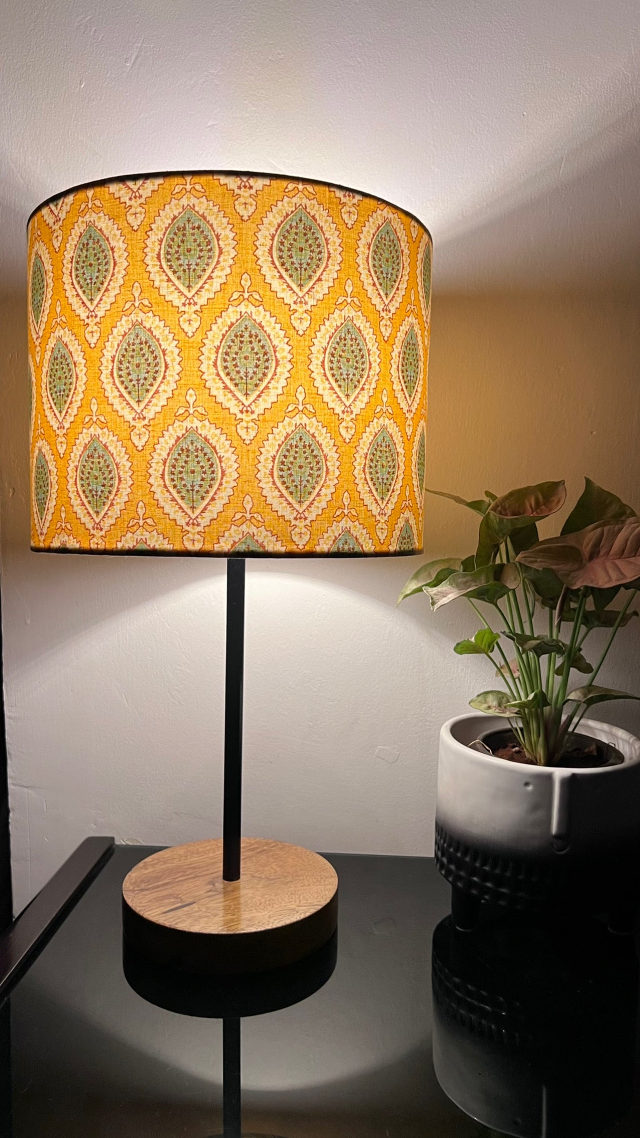 Lamp - Yellow & Green Booti