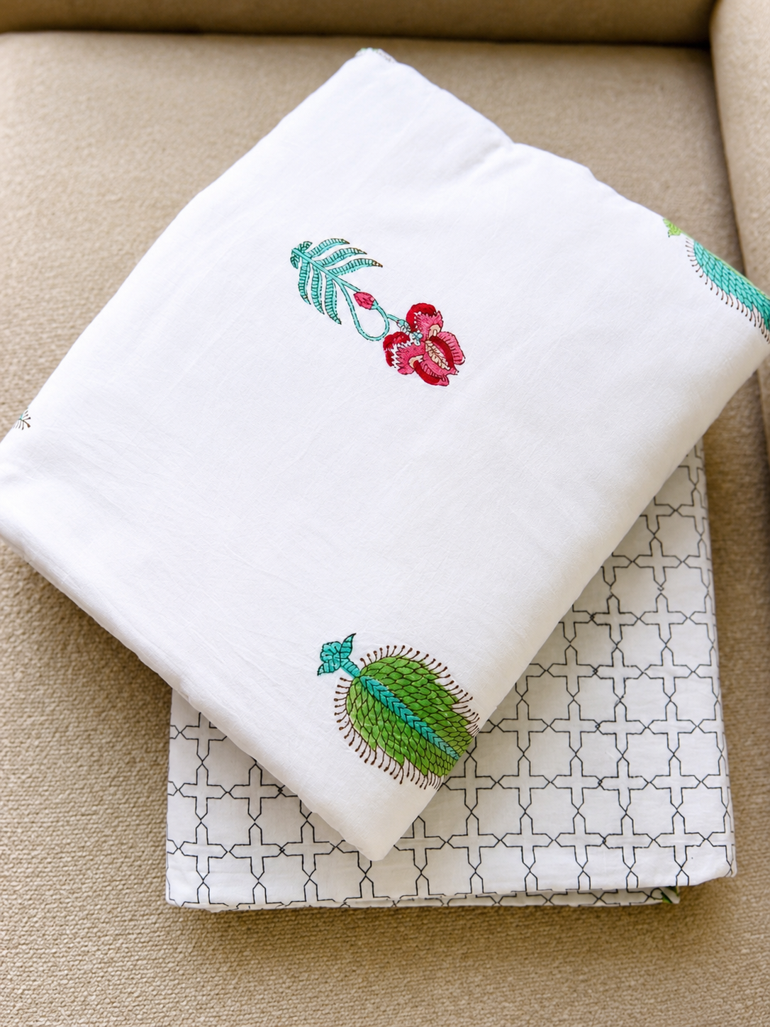 Reversible Hand Block Dohar | Breeze