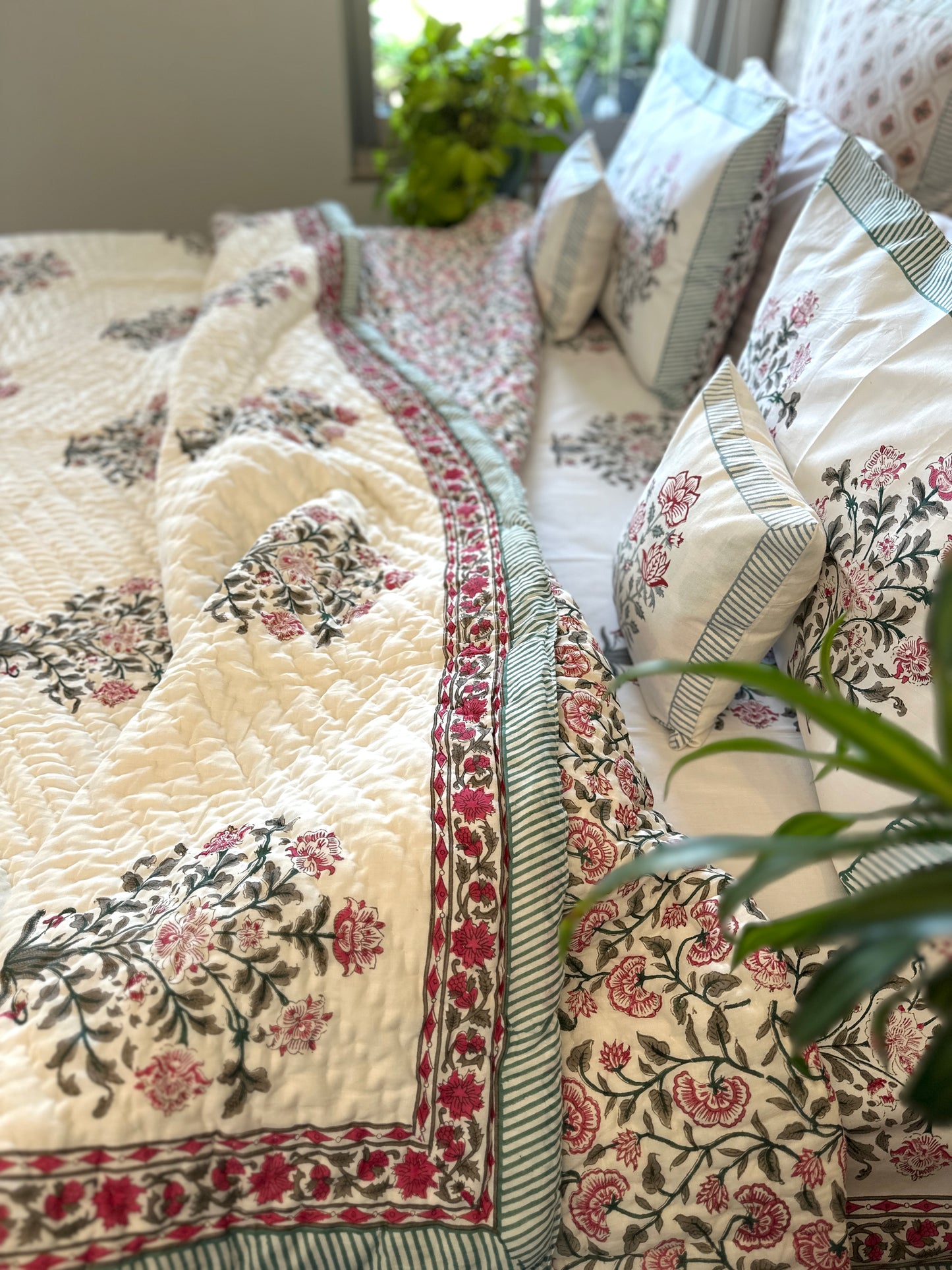 Bedding Set Hand Block | Quilt with Bedsheet Set | Moonlit Rose