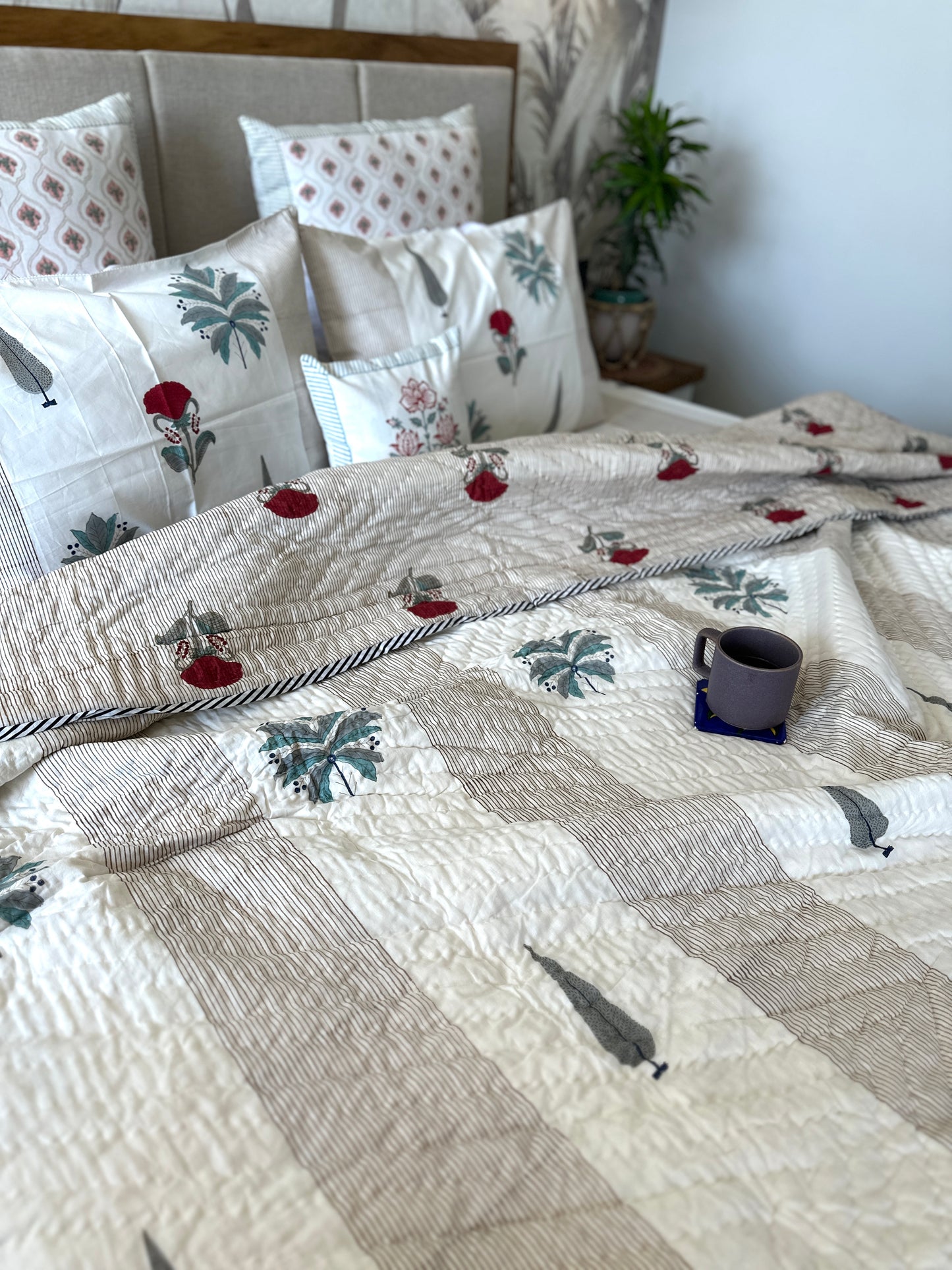 Bedding Set Hand Block | Quilt with Bedsheet Set | Urban Zen