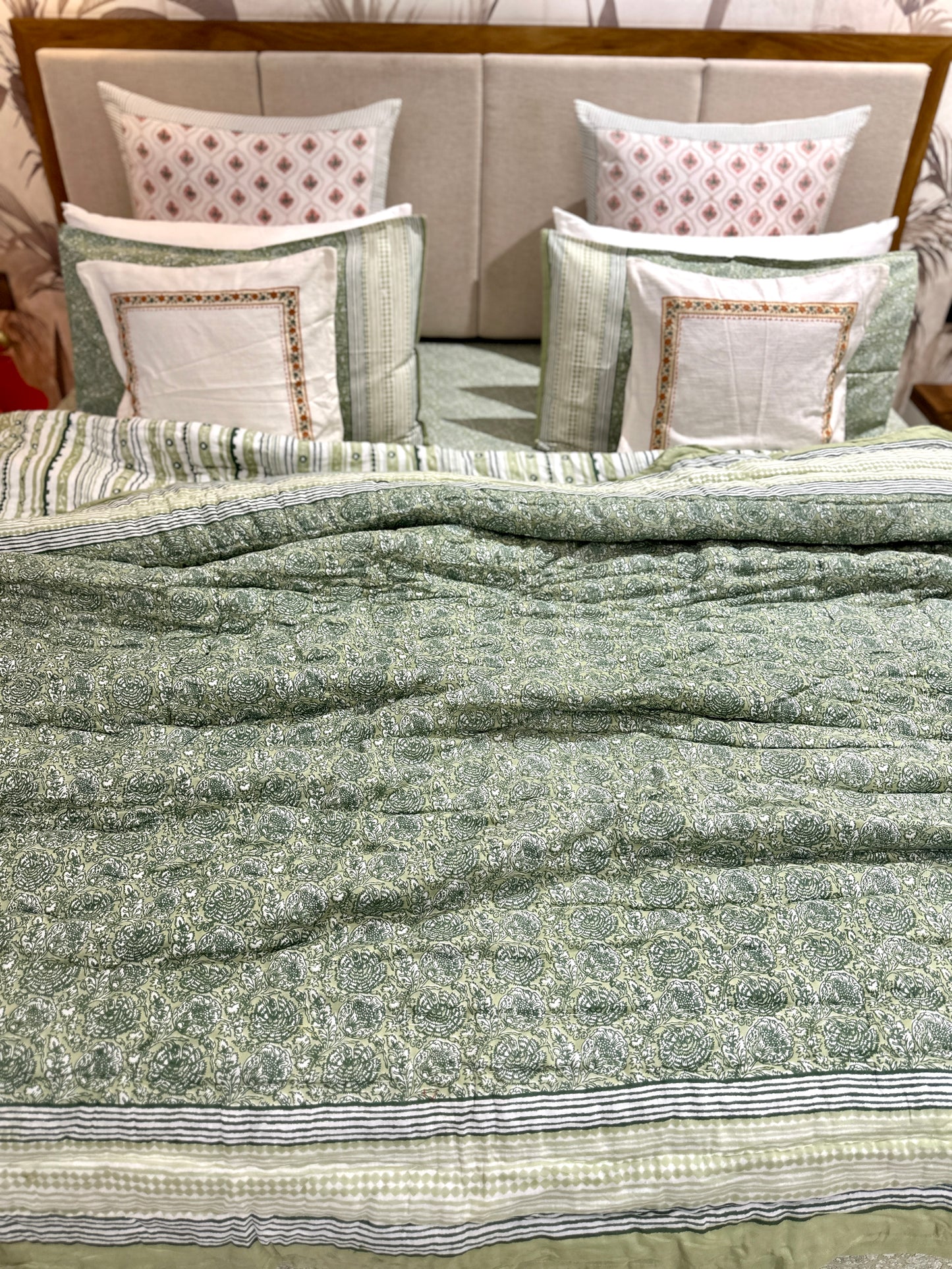 Bedding Set Hand Print | Quilt with Bedsheet Set | Mint Whisper